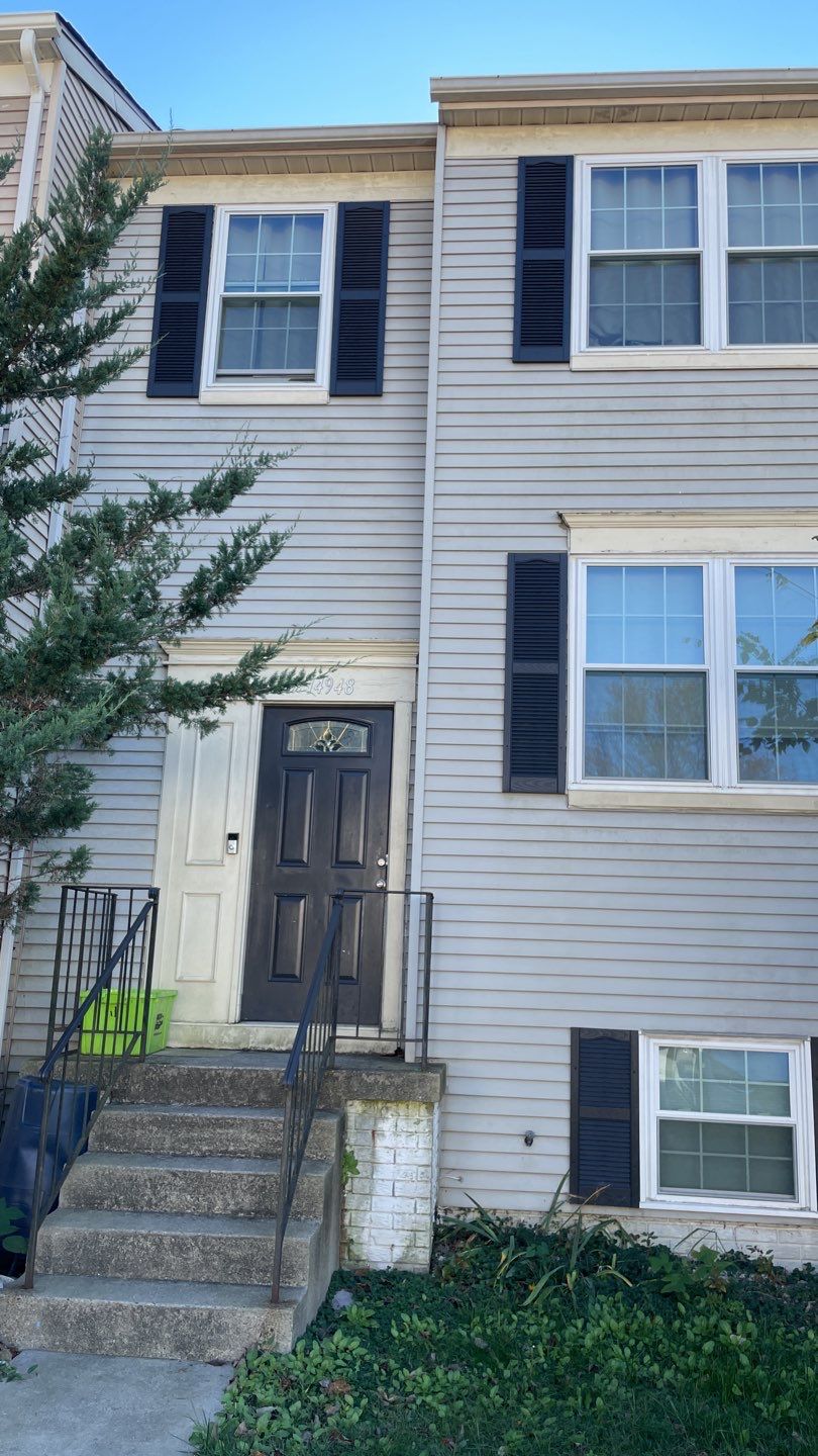 Woodbridge: CertainTeed Monogram 4" Straight Lap Siding in Sterling Gray by RM Banning, Inc.