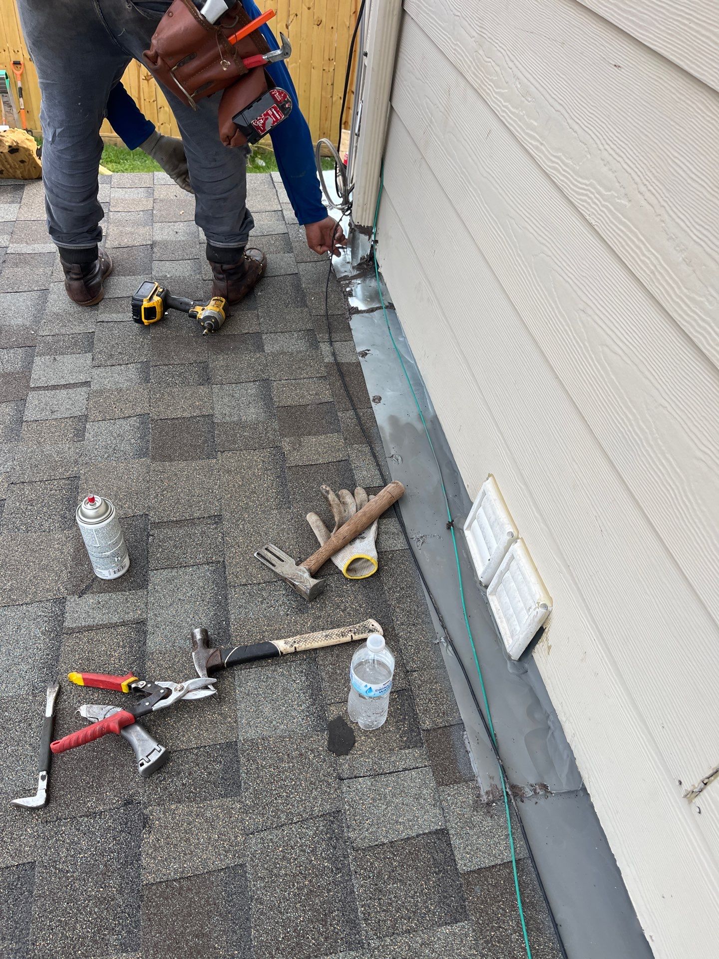 Residential Roofing Installation using Owen's Corning Duration (Lifetime) Shingles by Roof Repair Company