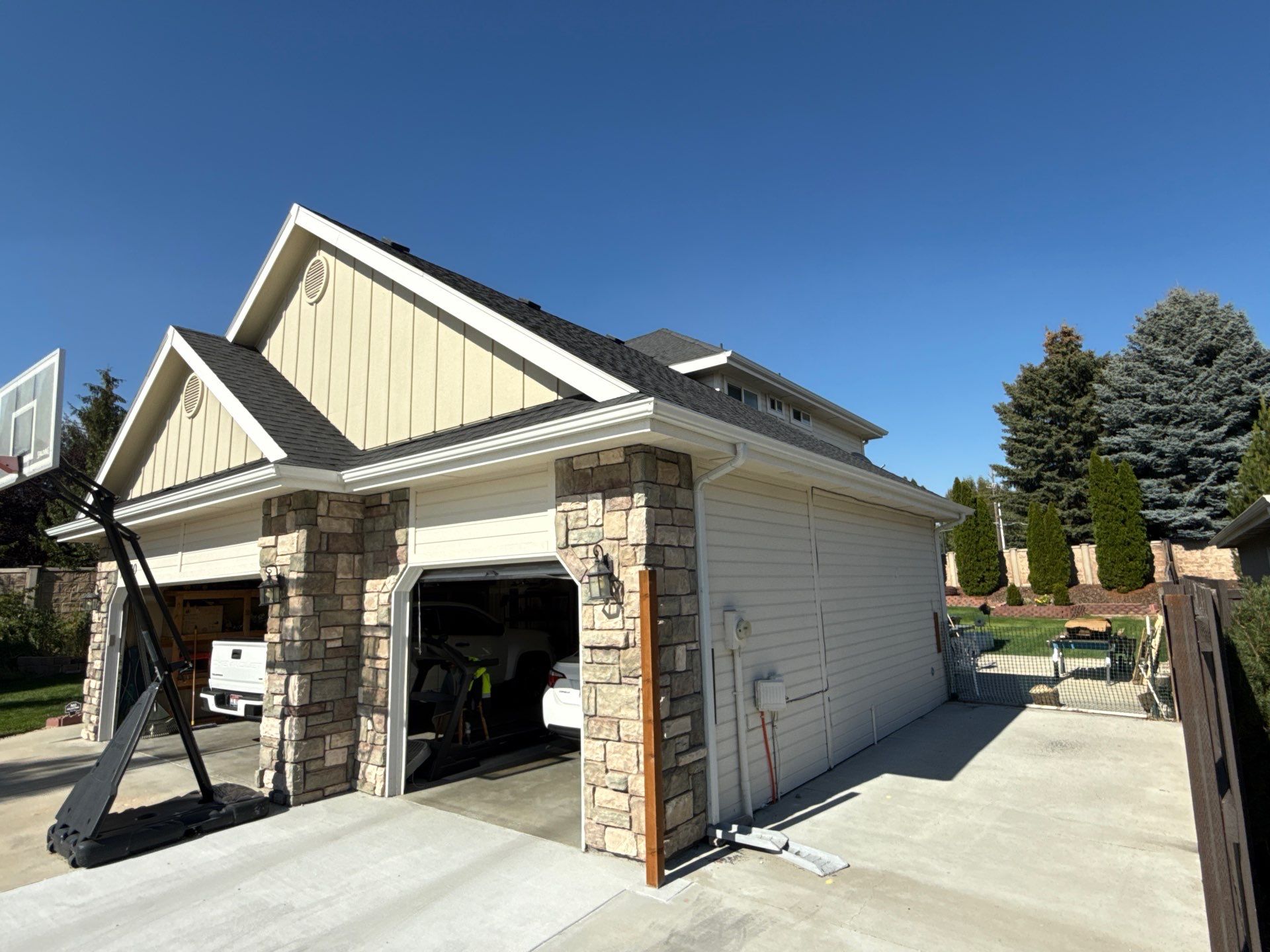 Asphalt Shingle Roof Replacement for Two-Story Home in Meridian by Olive Roofing