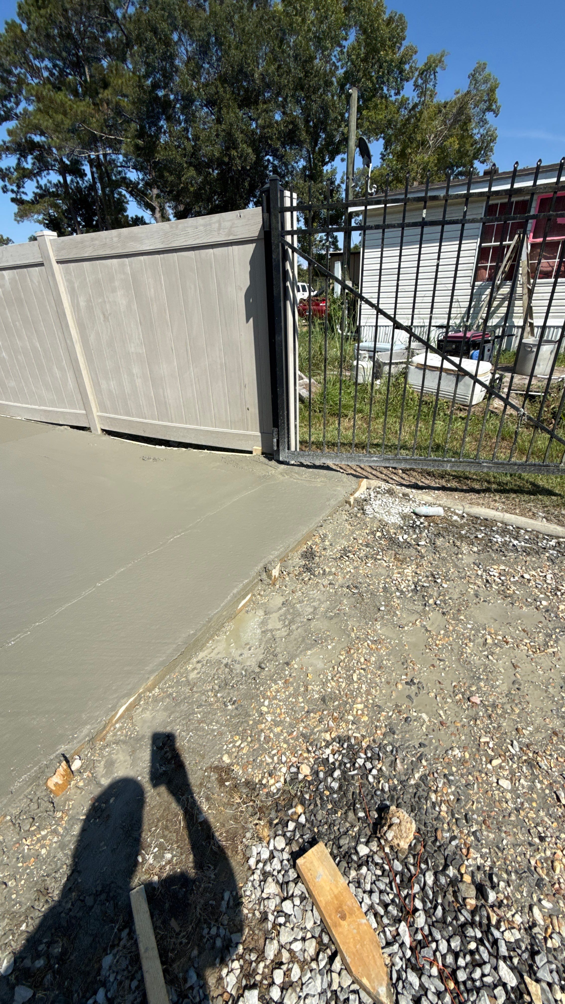 HDS Concrete - Concrete Installation in Maurepas by HDS Contractors