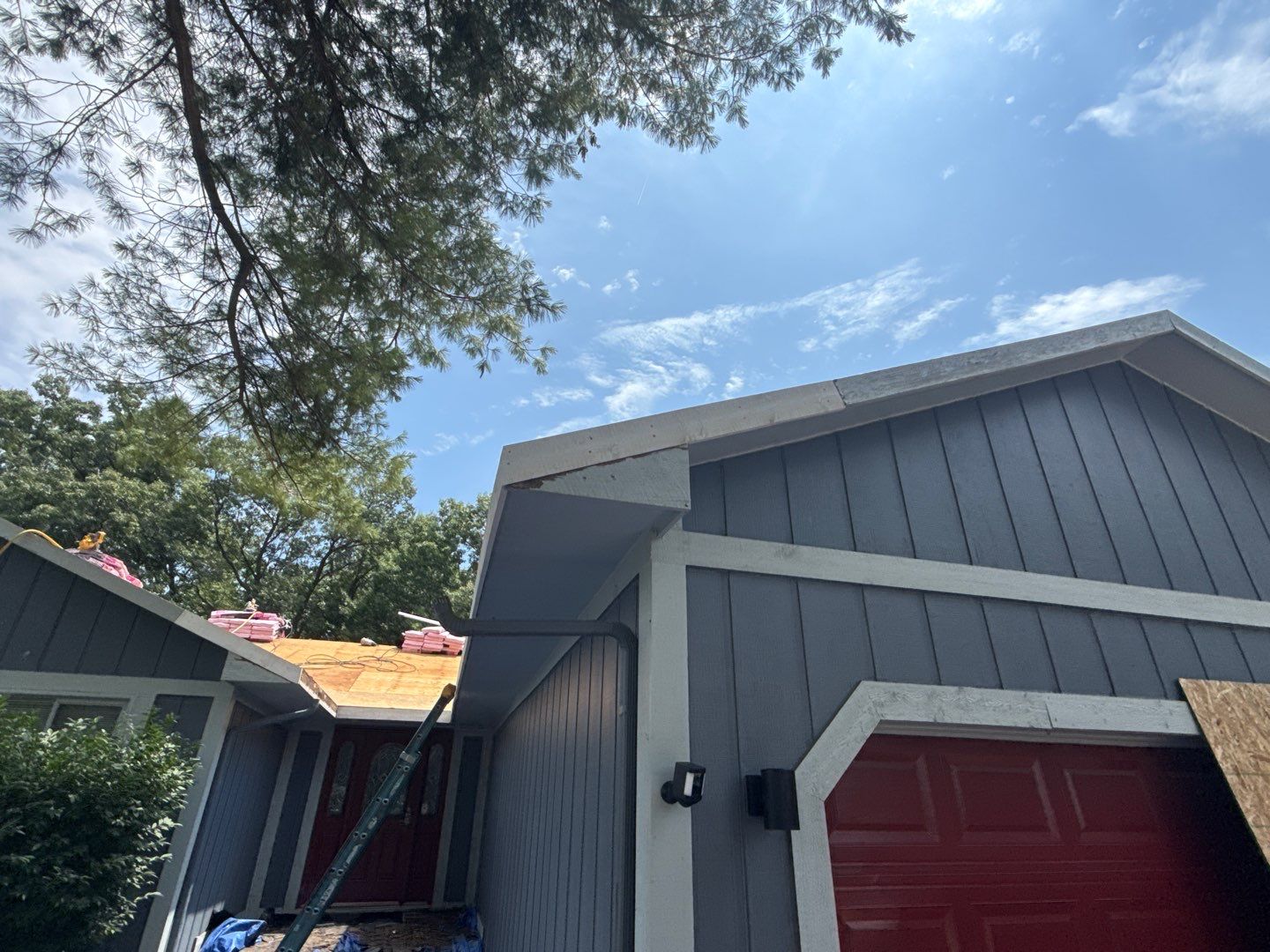 Roof Replacement using Owens Corning Tru Definitions by 180 Contractors