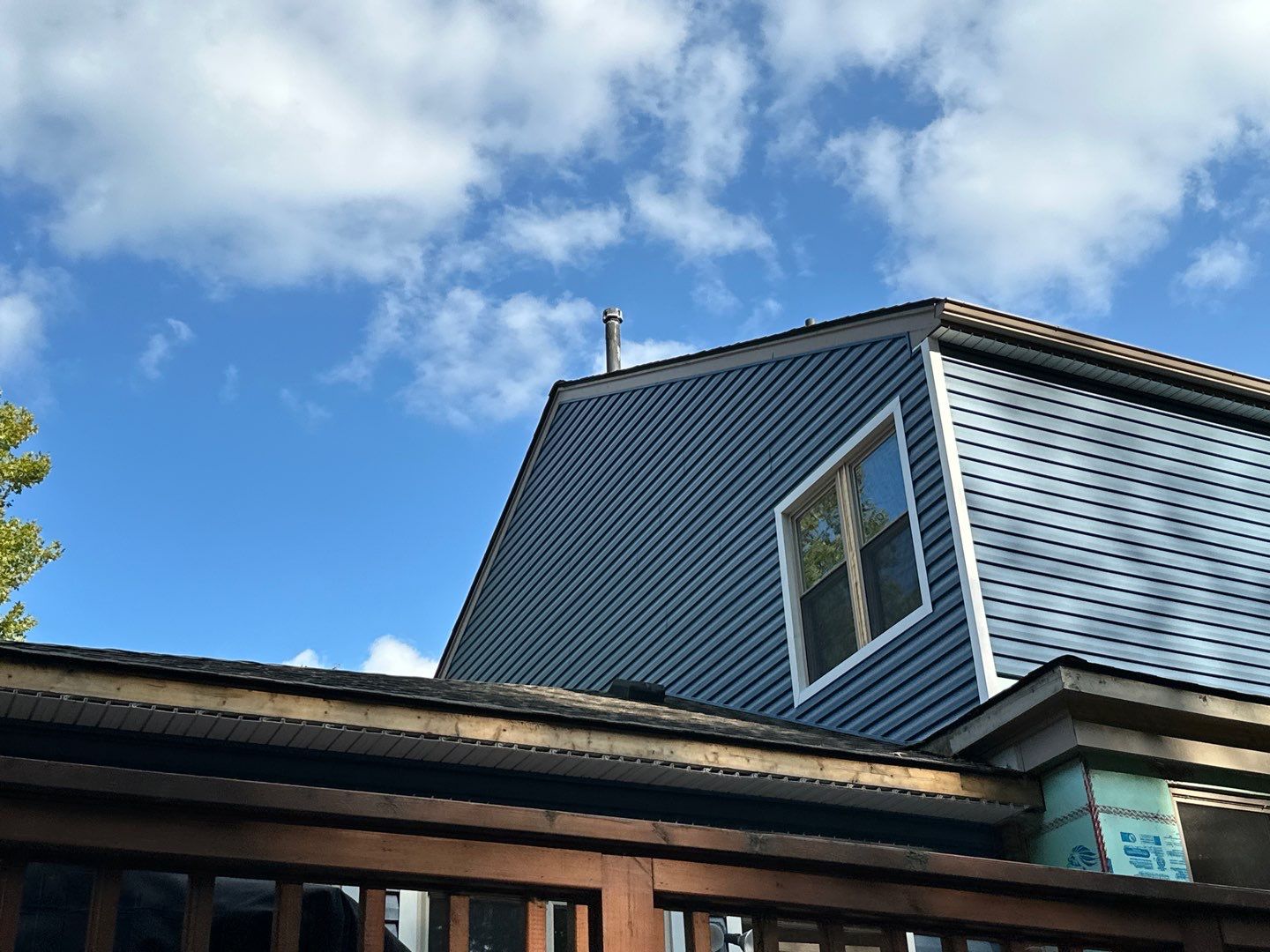 Siding Replacement using Alside Charter Oak D4.5" by 180 Contractors