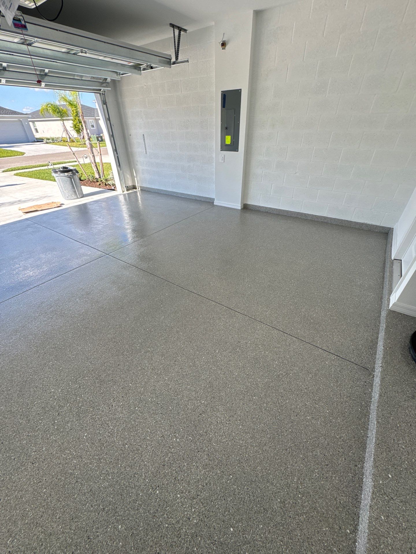 Artisanal Garage Finish: Multi-Toned 'Hybrid' Flake System by Performance Floors & Coating