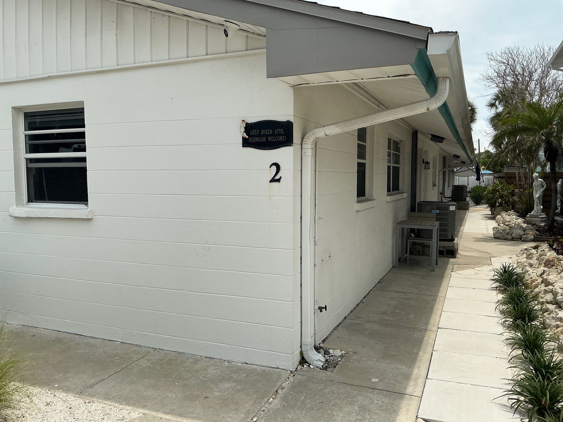 Splash Guard Gutter System and 7-inch Installation in Anna Maria FL by Gutter Professors