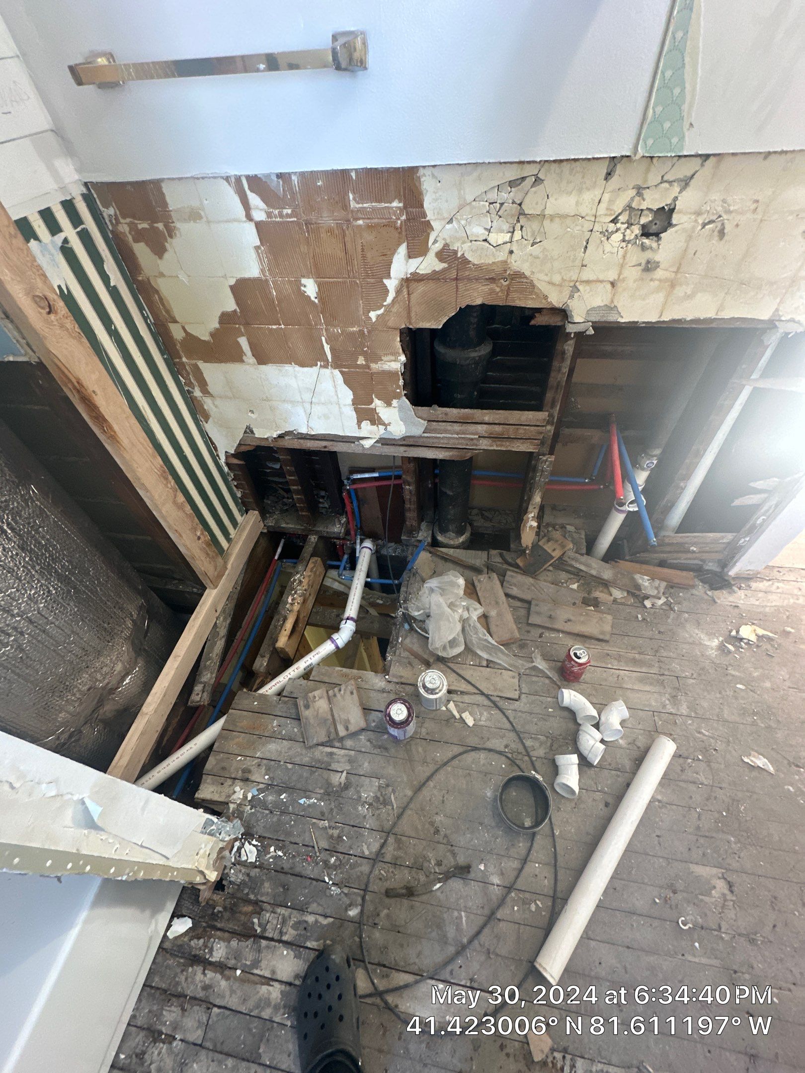 Garfield Heights Single Family Full Remodel by Reinovation