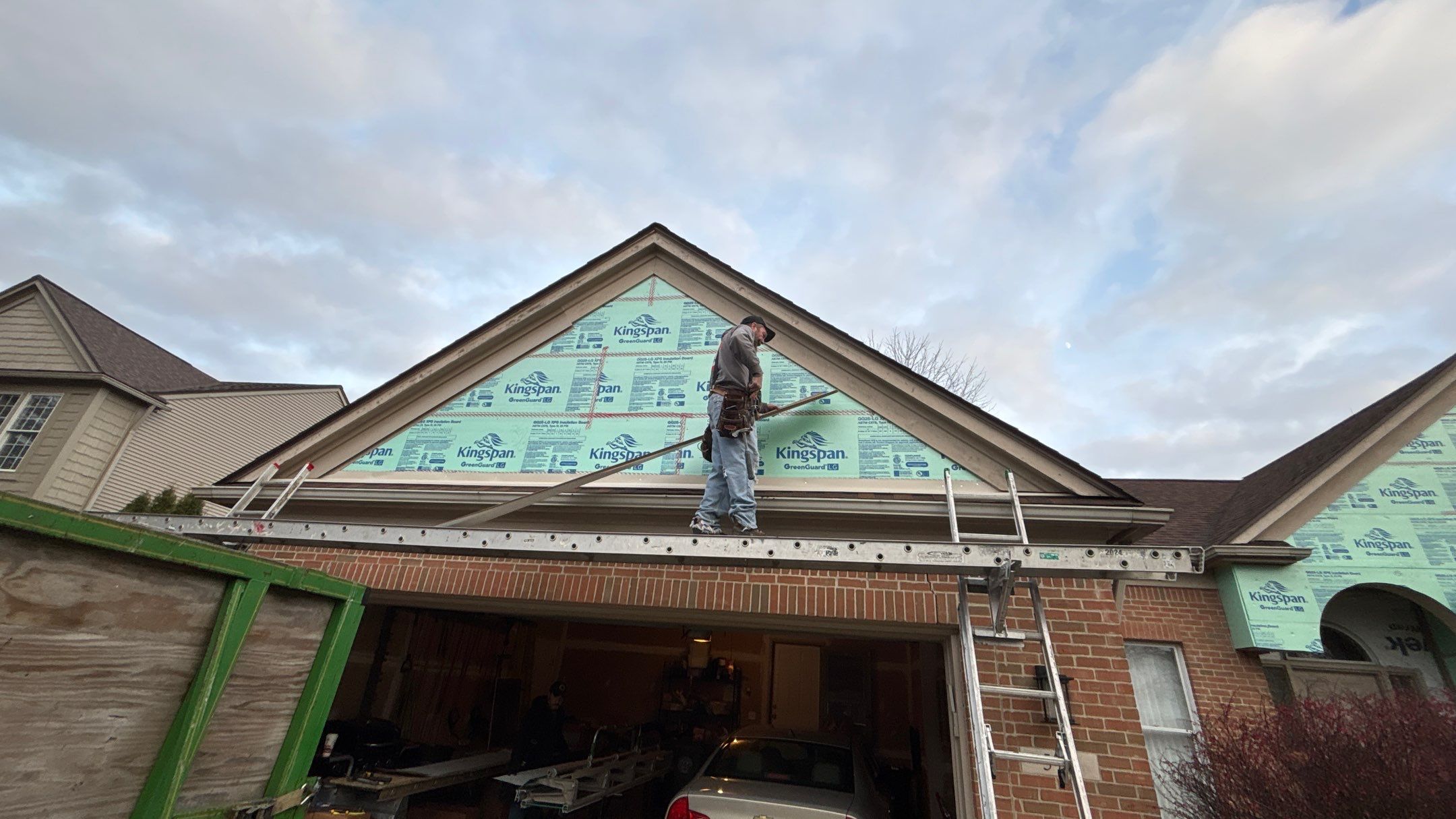 Siding Replacement using Alside Charter Oak D4.5" by 180 Contractors