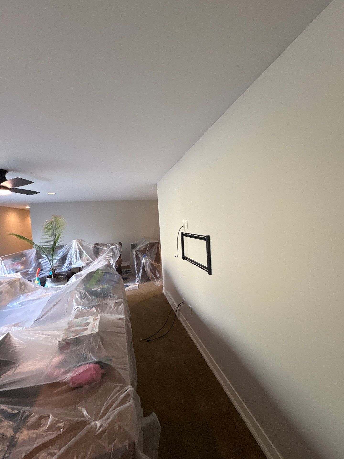 Sioux Falls Interior Painting with Custom Wainscoting and Decorative Wallpaper by Select Painting, Coatings & Garage Cabinets