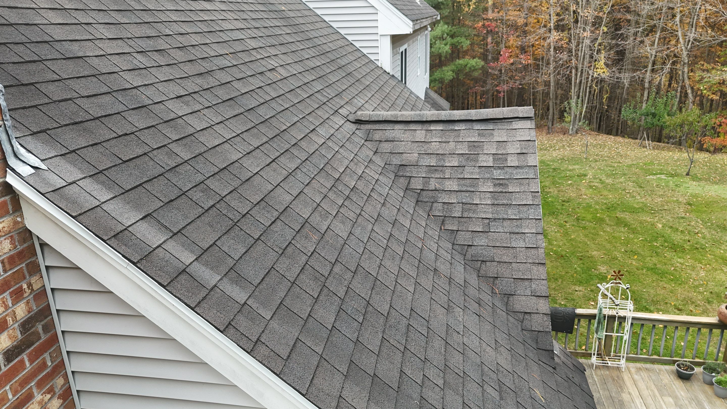 Groton Complete Roof Replacement with Onyx Black OakRidge Shingles by Mighty Dog Roofing of Greater Middlesex County