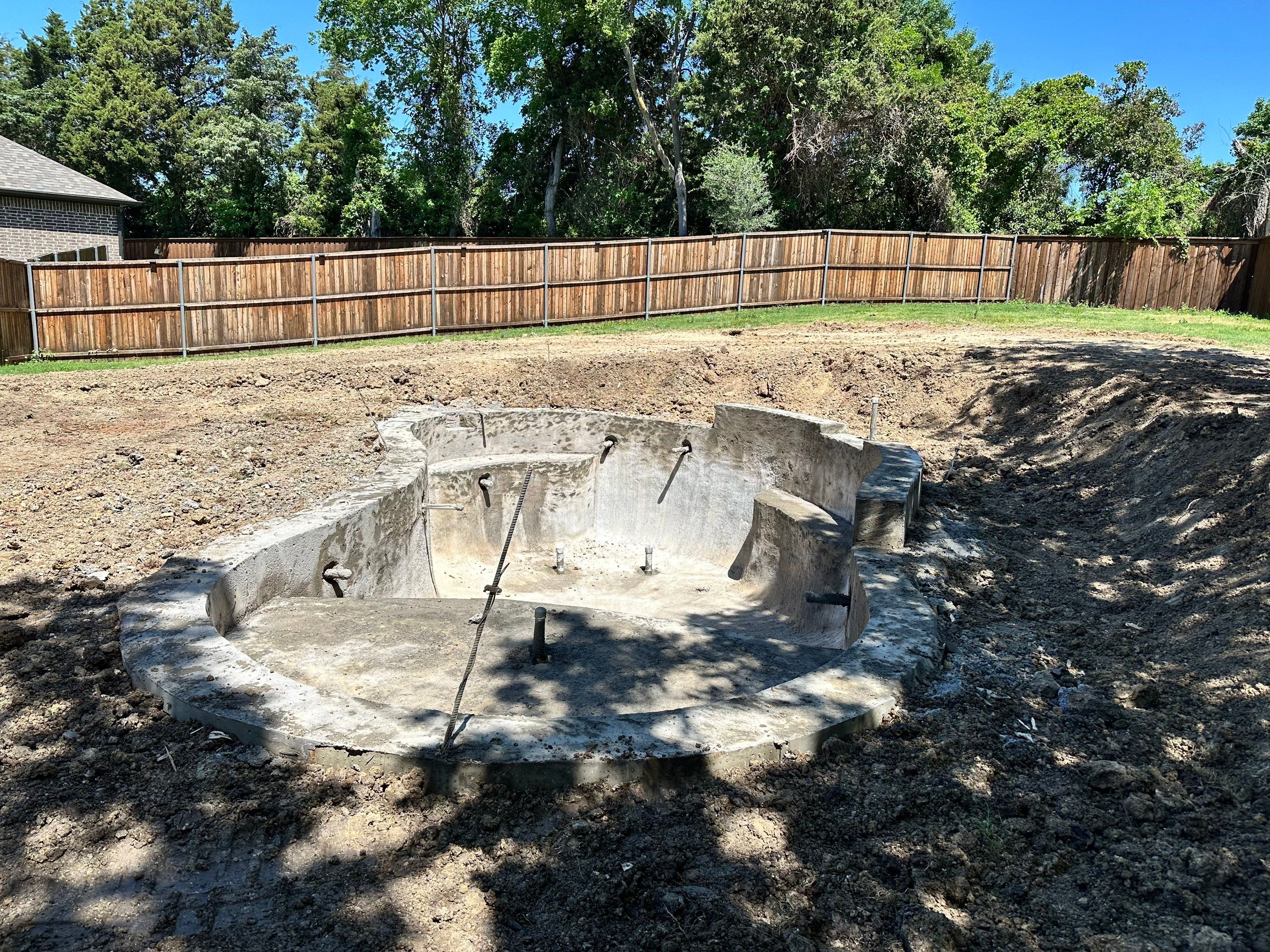 Rowlett Freeform Pool with Water Feature by Pinnacle Pools and Spas - DFW