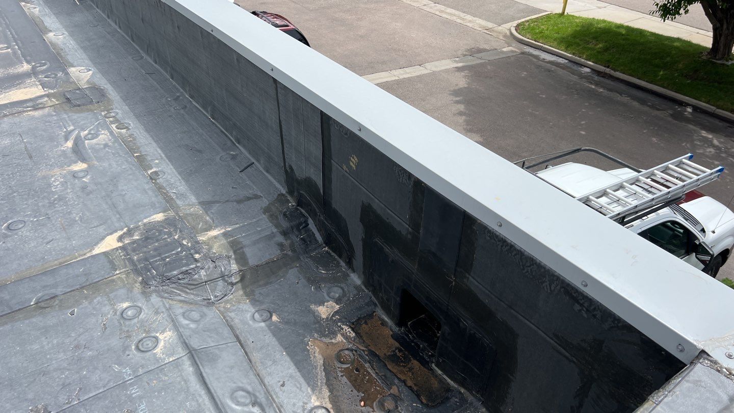 Commercial Roofing Installation using MuleHide EPDM .60 - BLACK by A to Z Roofing
