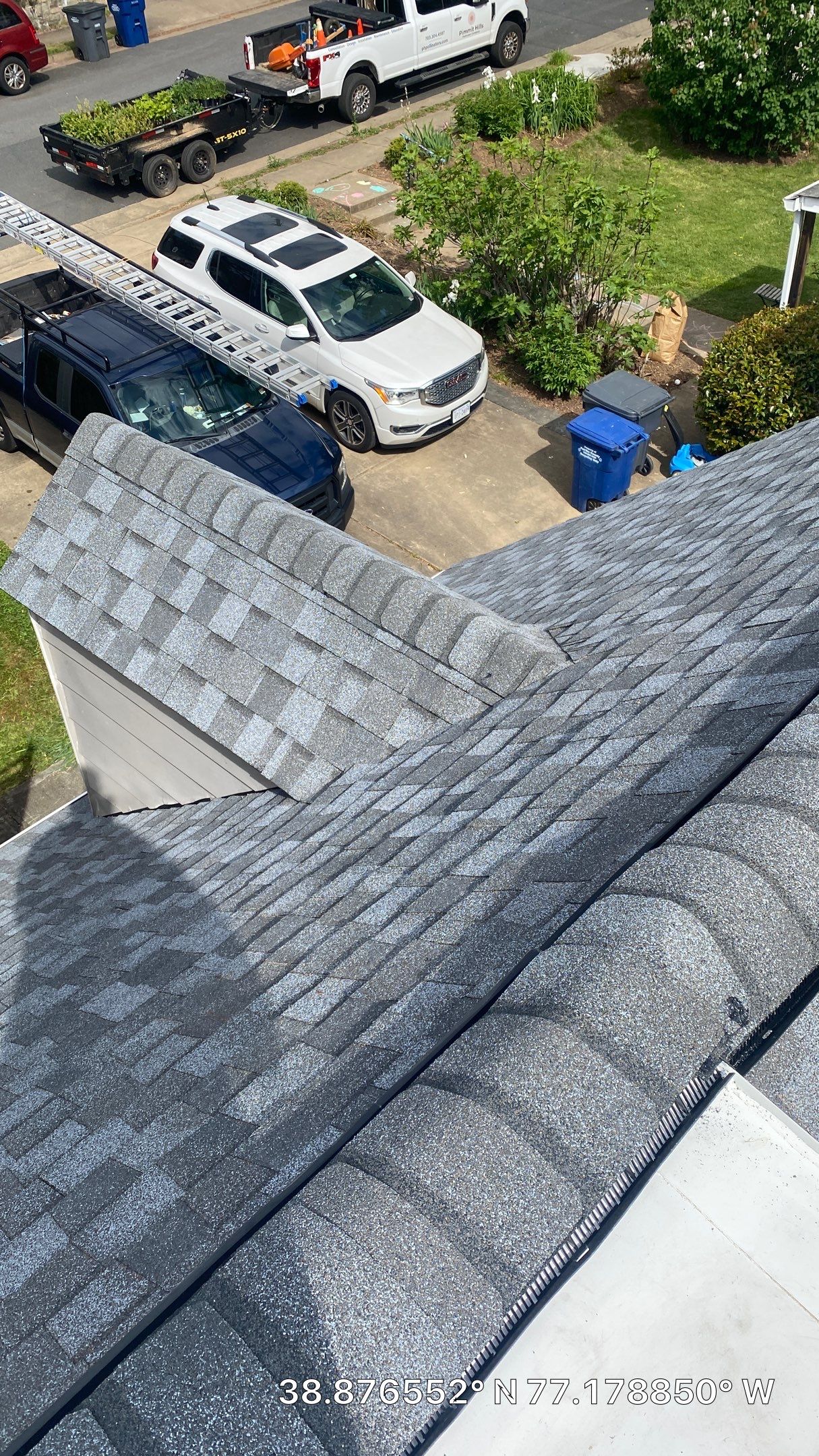 Falls Church: CertainTeed Landmark Pro Designer Shingles in Max Def Pewter by RM Banning, Inc.