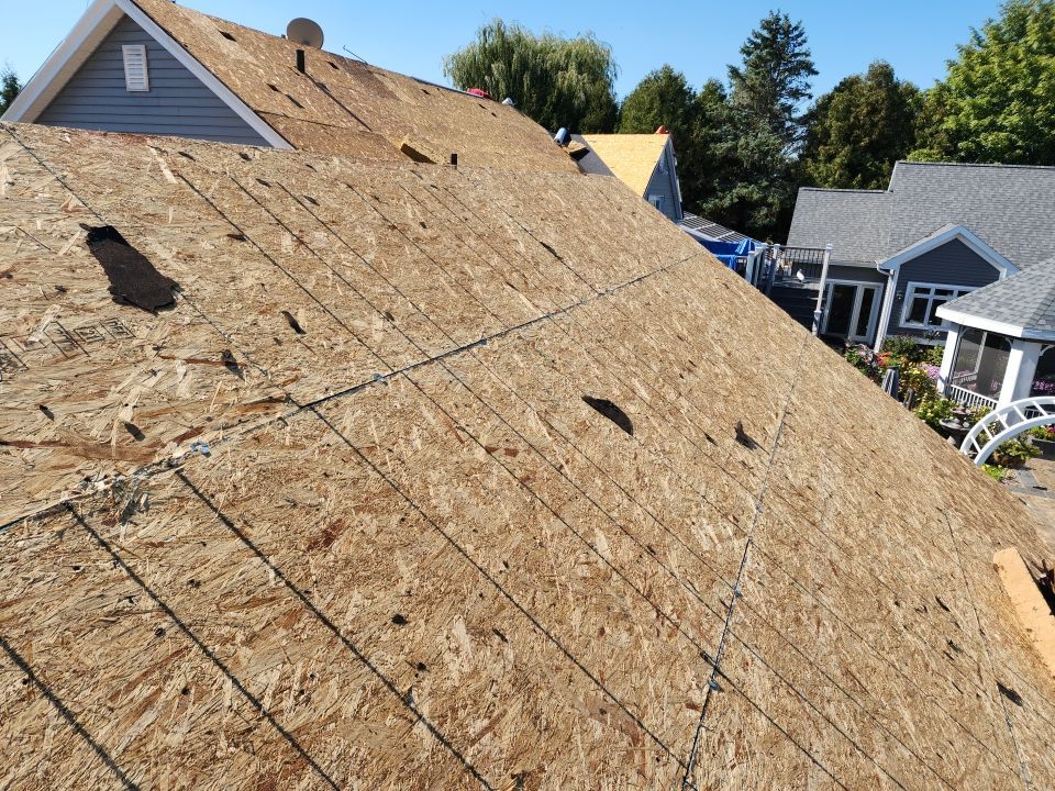 New Roof Installation and Skylight Replacement in Sheboygan, WI by Gellings Roofing & Siding