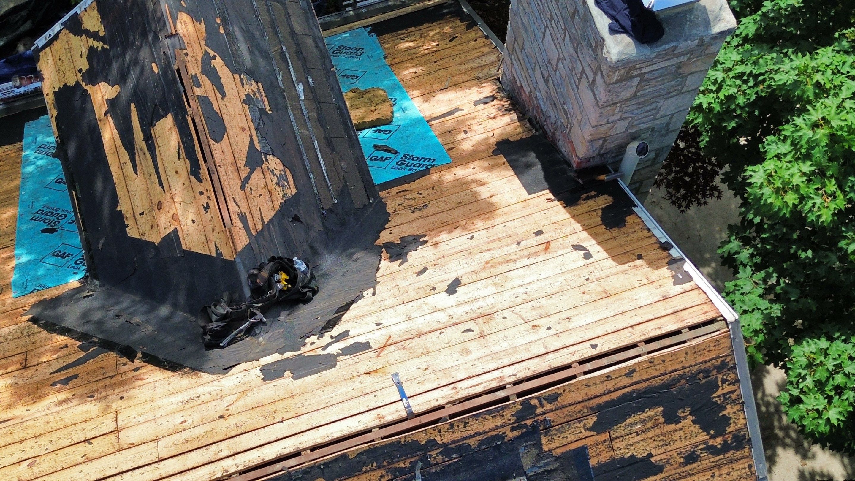 Residential Roofing Installation using Timberline HDZ Shingles - Weathered Wood by RoofX 