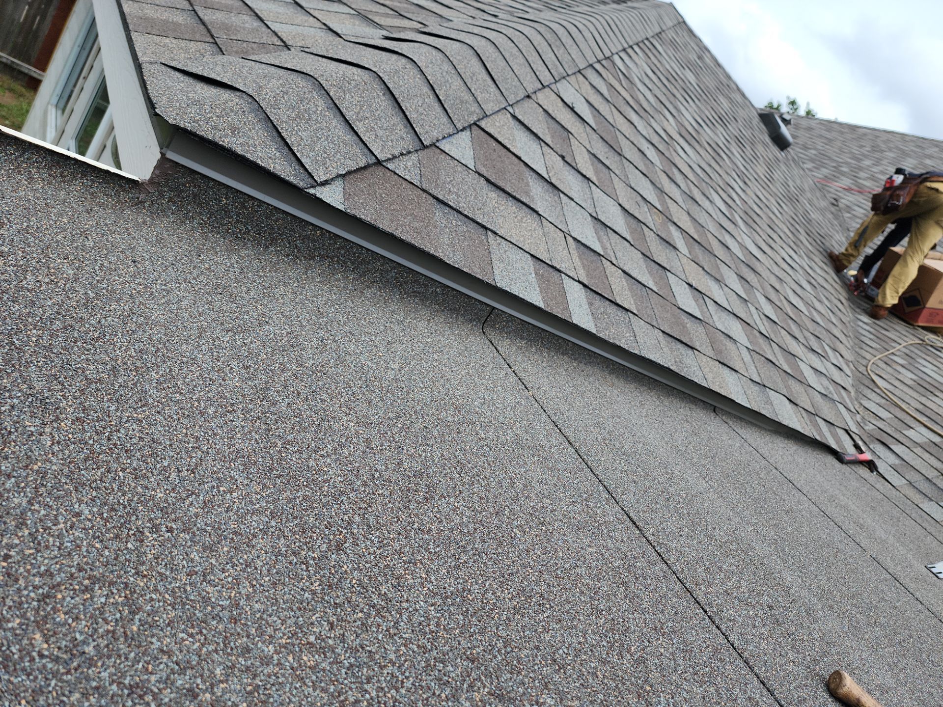 Residential Roofing Installation using Owen's Corning Duration (Lifetime) Shingles by Roof Repair Company