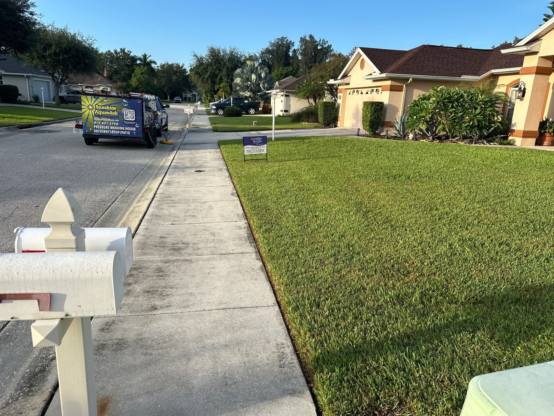 🏡 Pre-Sale House & Driveway Cleaning – Arbor Creek, Palmetto, FL by Sunshine AquaWash