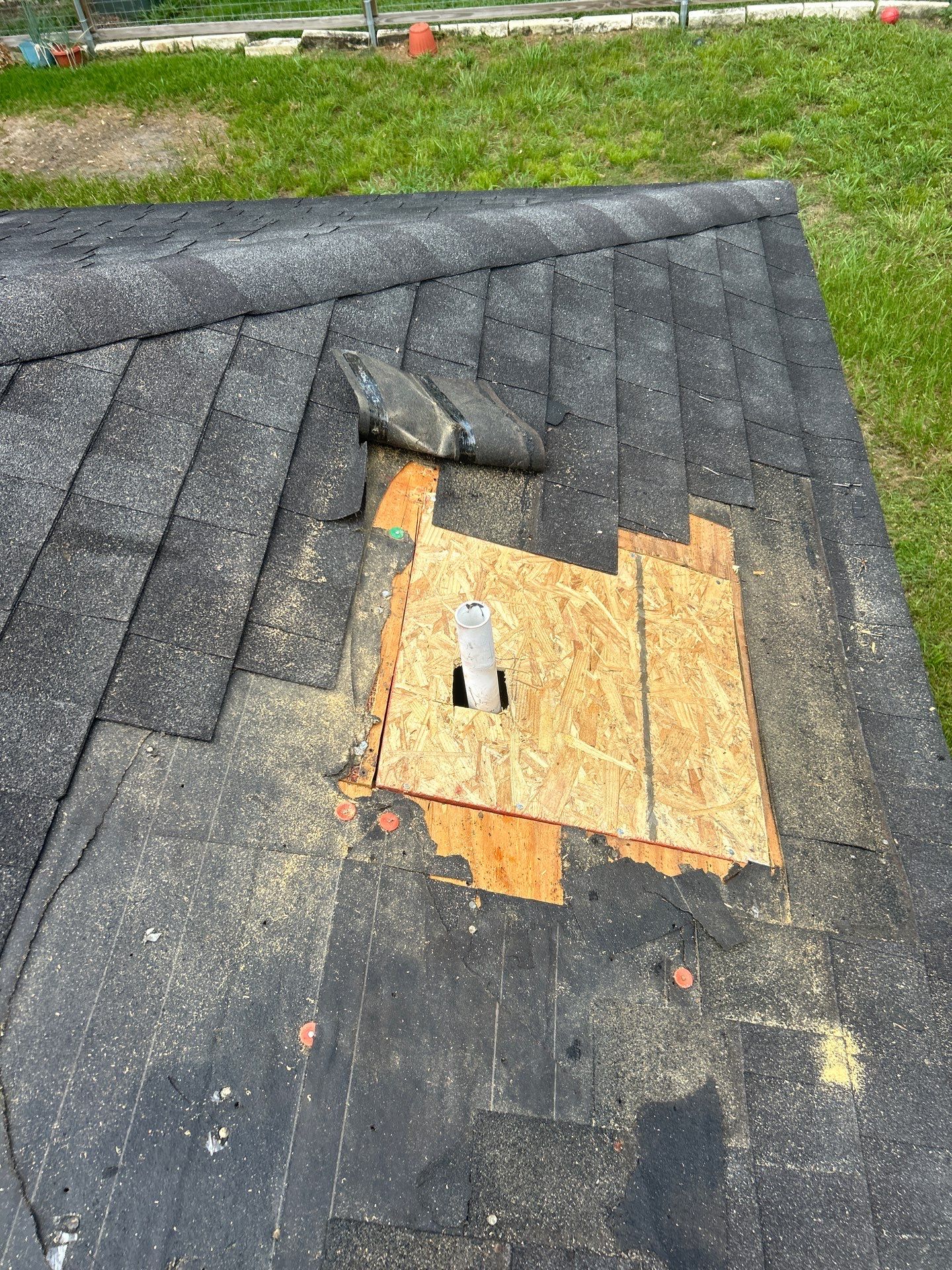 Hail Damage using Owen's Corning Duration (Lifetime) Shingles by Roof Repair Company