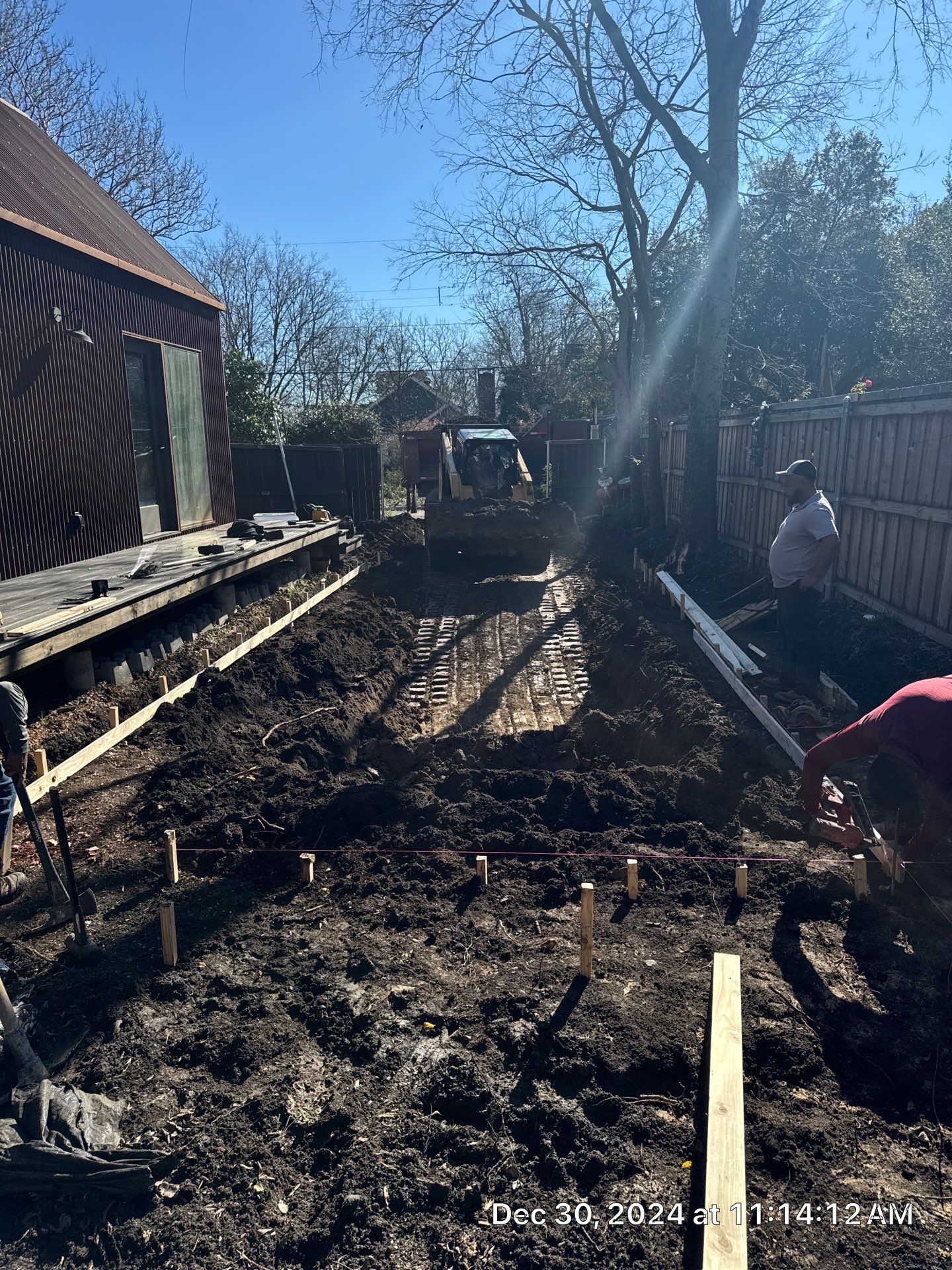 Modern Pool with Fire Wall by Pinnacle Pools and Spas - DFW