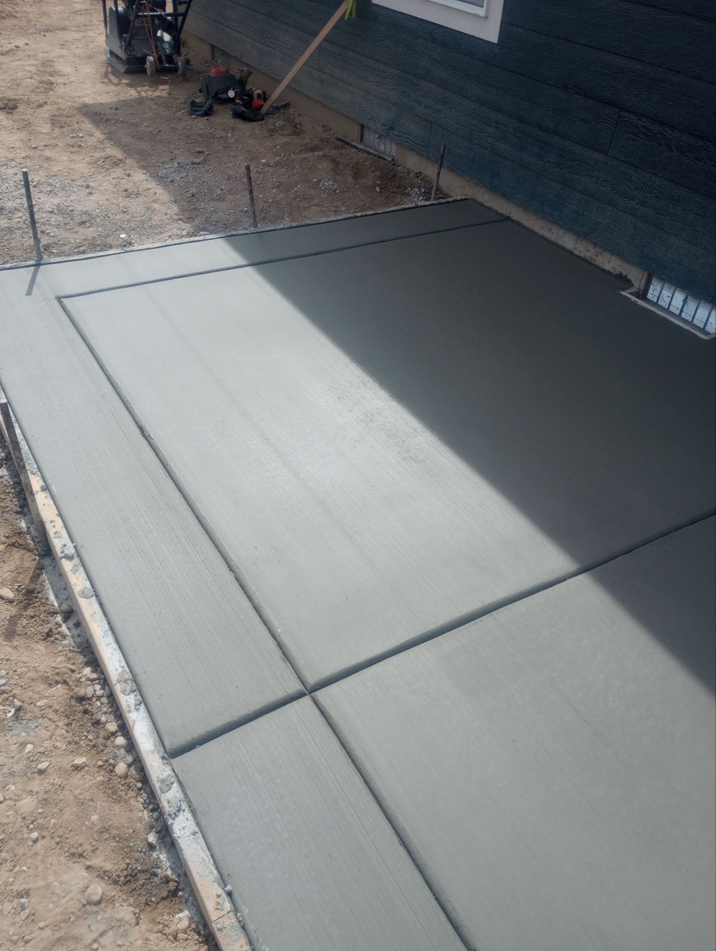 Back Patio Extension  by Meridian Concrete | Meridian Curbing & Landscape 