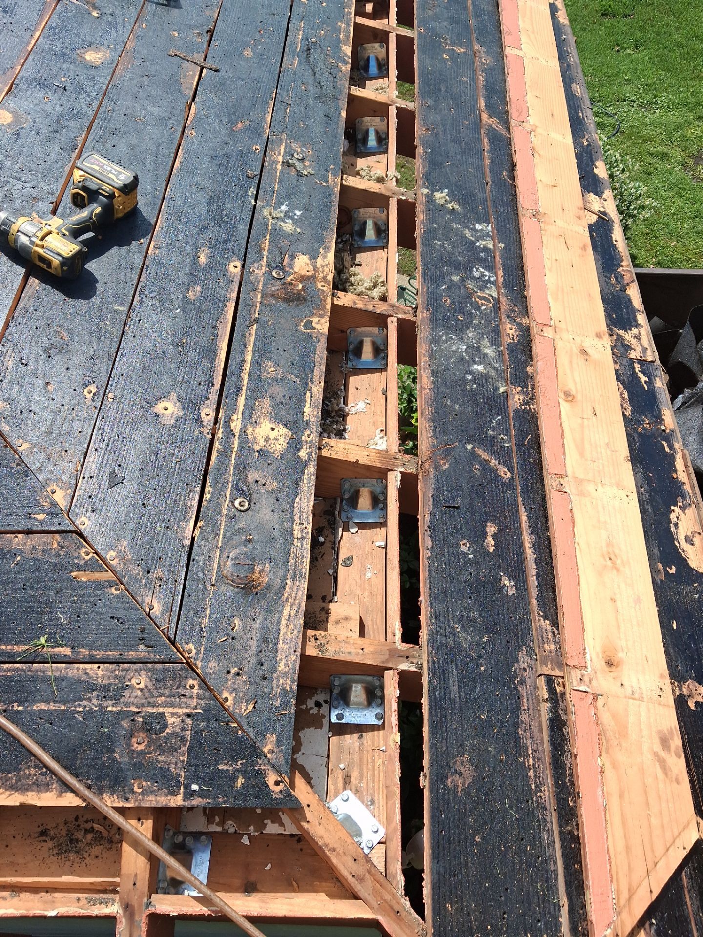 Project in St. Petersburg 33709 by Mitchell Roofing Company LLC 