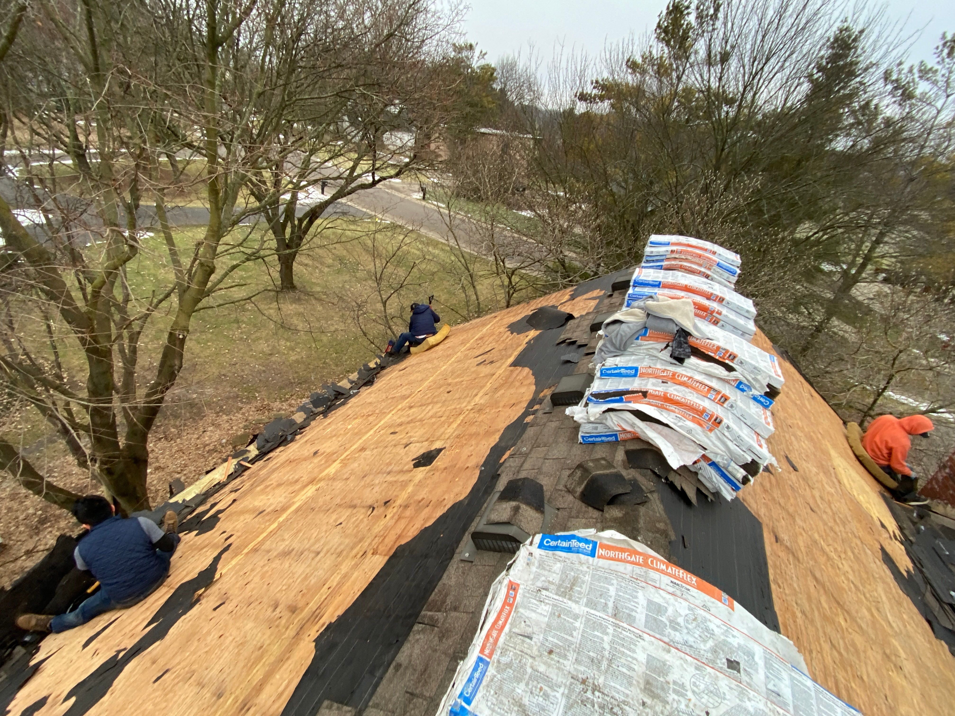Roof Replacement using CertainTeed Landmark by 180 Contractors
