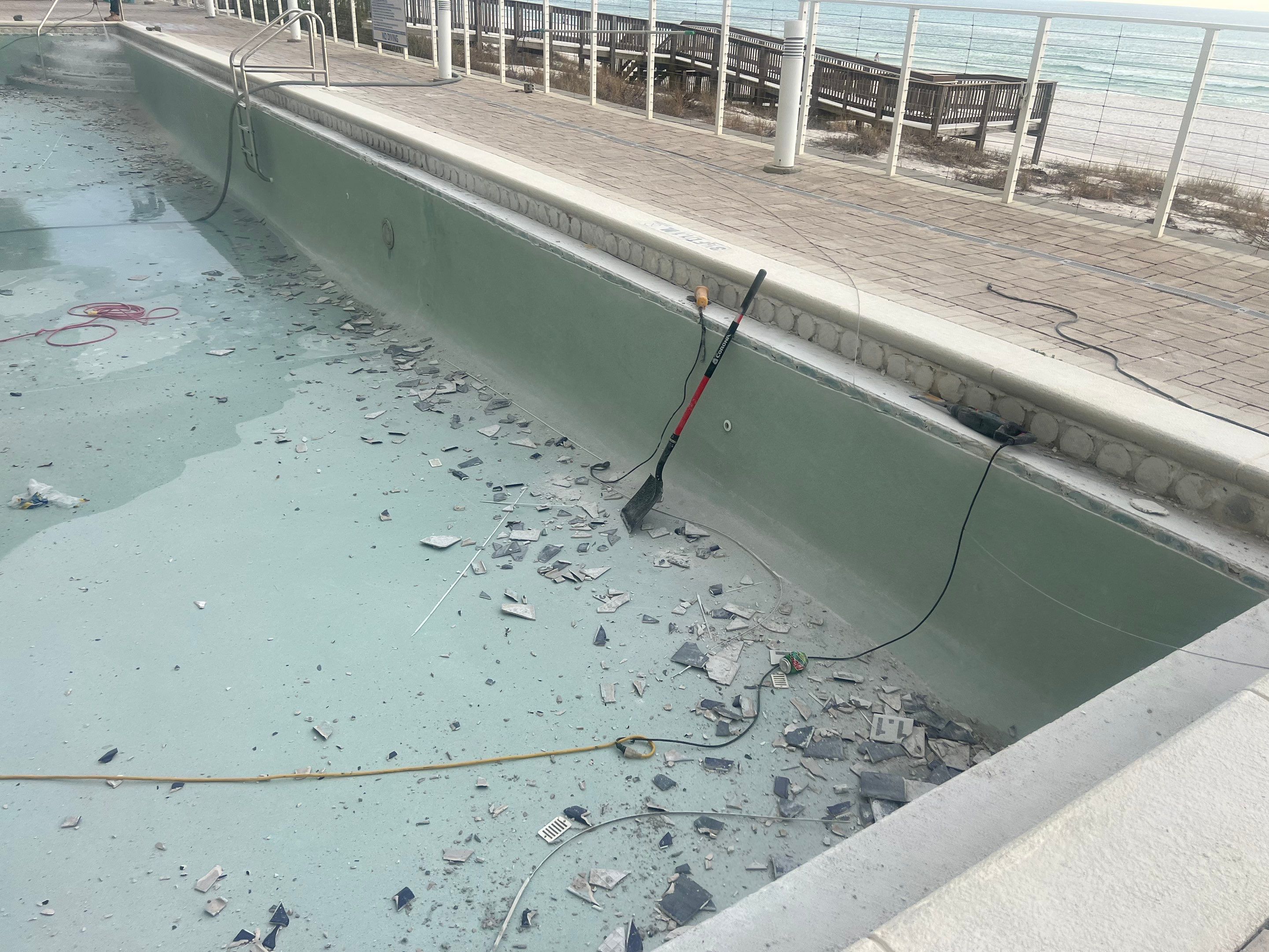 The Hampton Inn and Suites - PCB by ASP - America's Swimming Pool Company