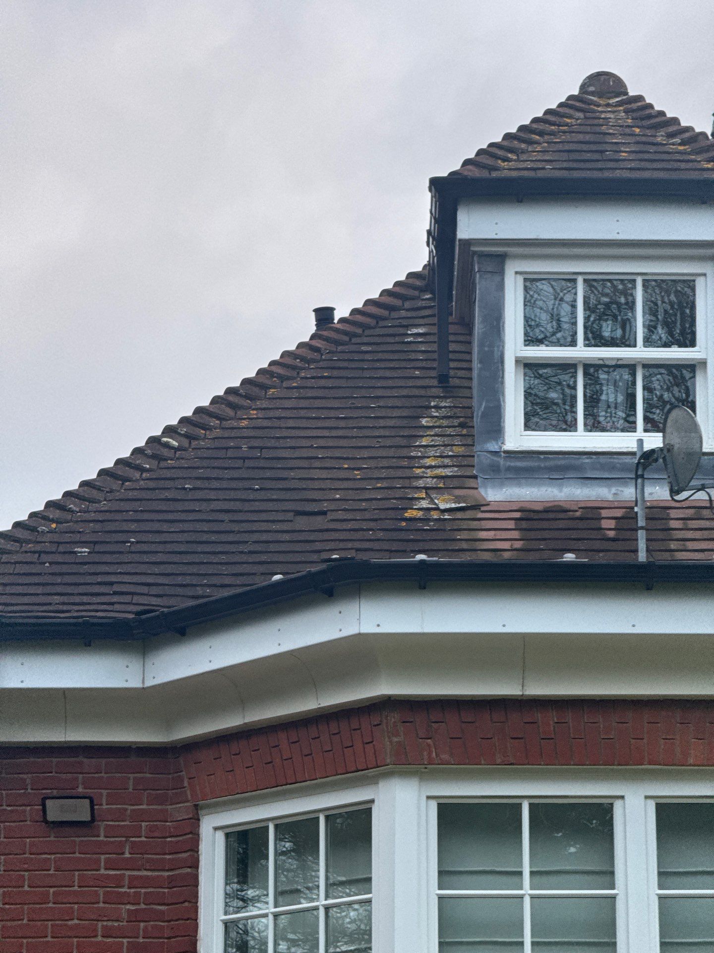Roof Clean  - Moss Removal - Gutter Clean using Honda 15lpm Low Pressure Washing Machine by Ges Exterior Cleaning ltd