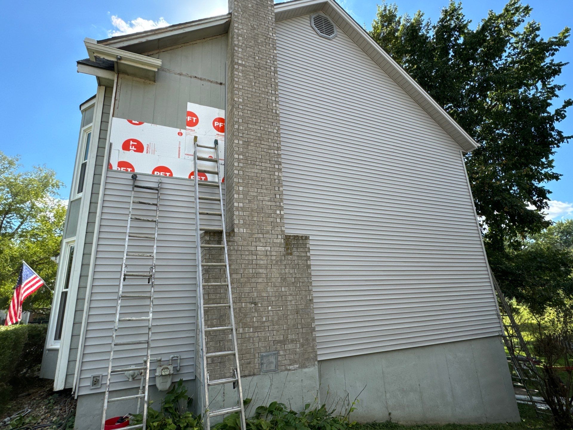 House needed this upgrade by EEC  Windows, Siding & Roofing 