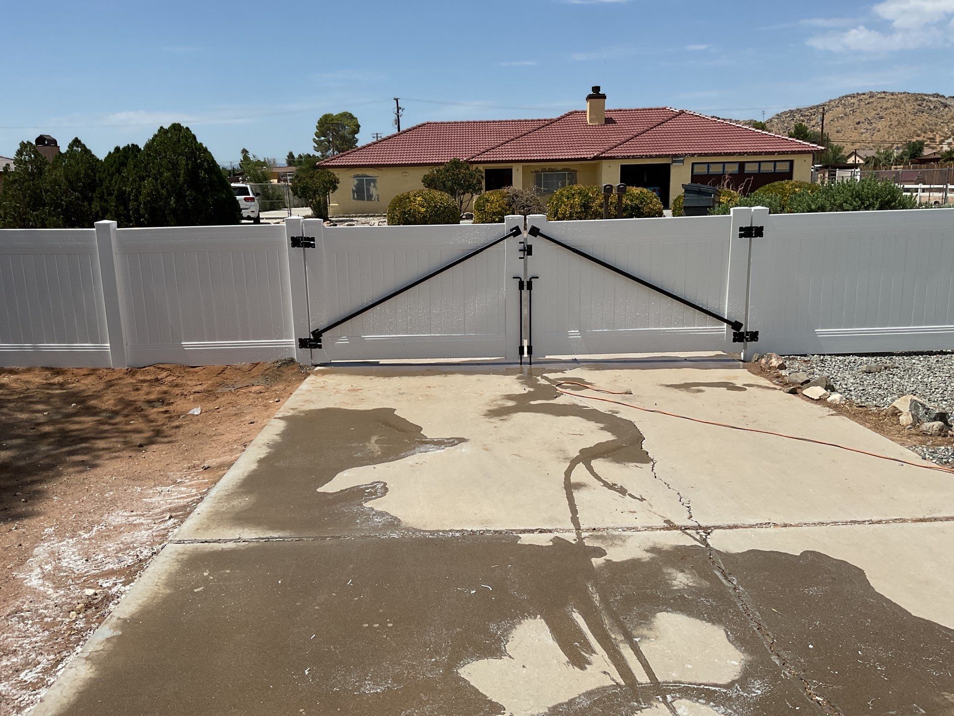Fence Installation using Vinyl by Fence Guys Inc. 