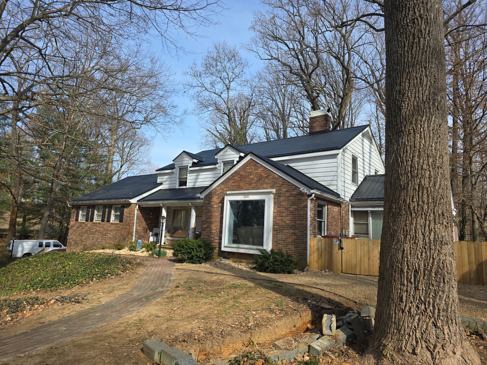 Pipkin Residence by Omnia Roofing