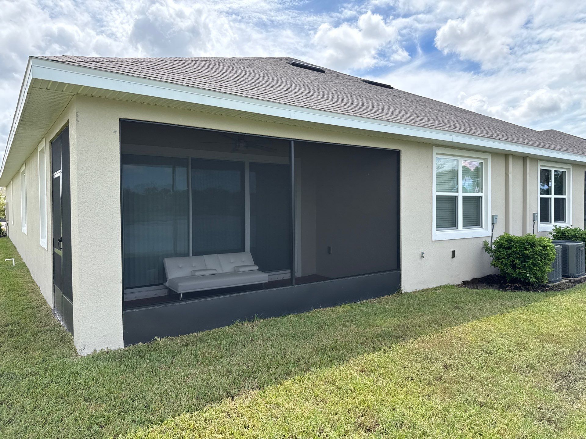 Complete House Wash, Driveway & Lanai Cleaning – Trevesta, Palmetto FL by Sunshine AquaWash