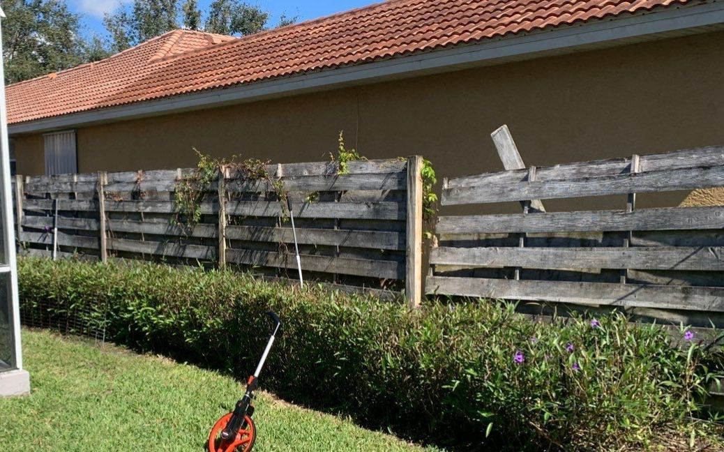 Wood Fence Installation using Shadowbox Wood Fence by Asap fence and gates, LLC