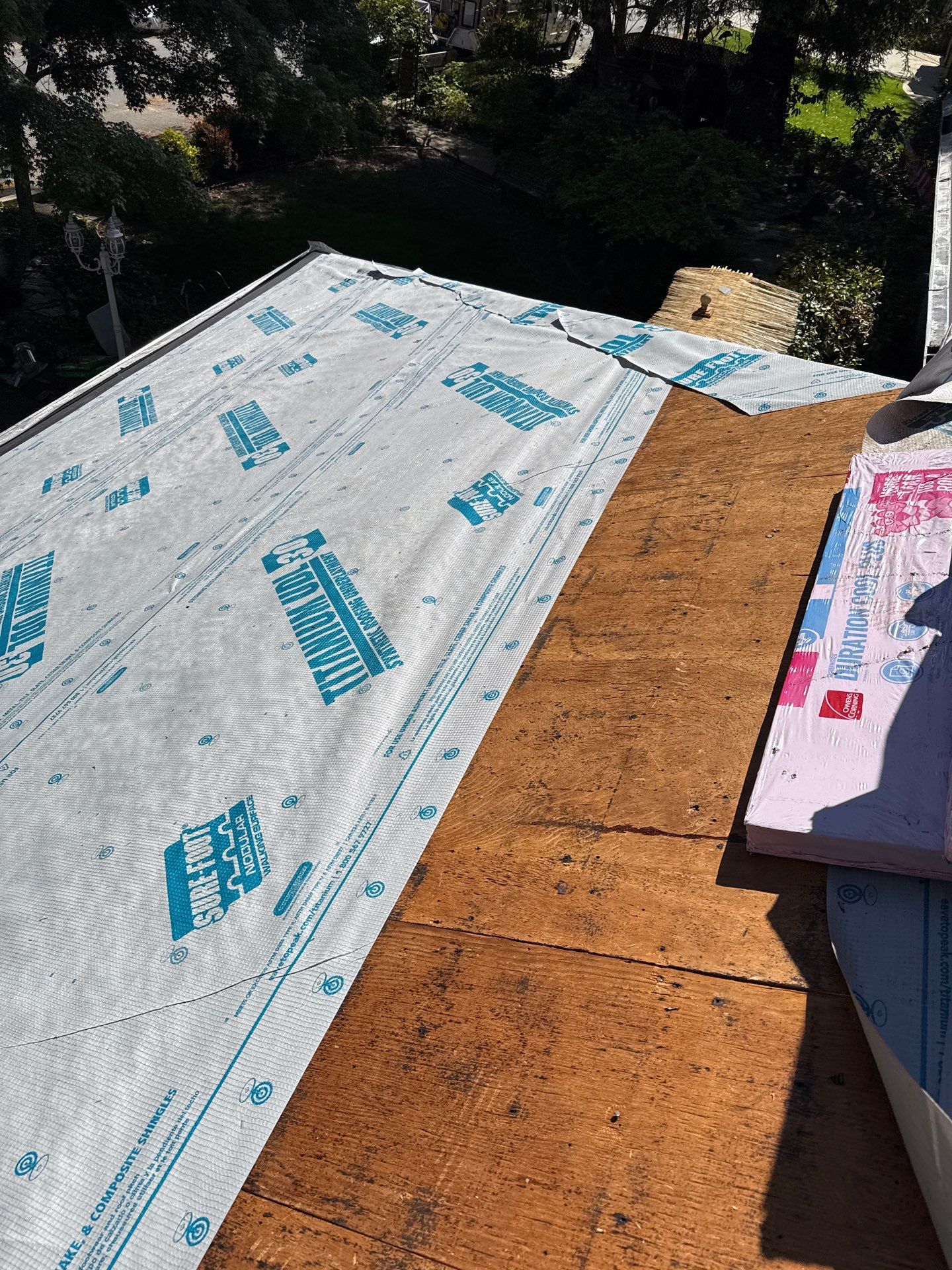 Owens Corning Roofing and REC solar panels by Byers Enterprises