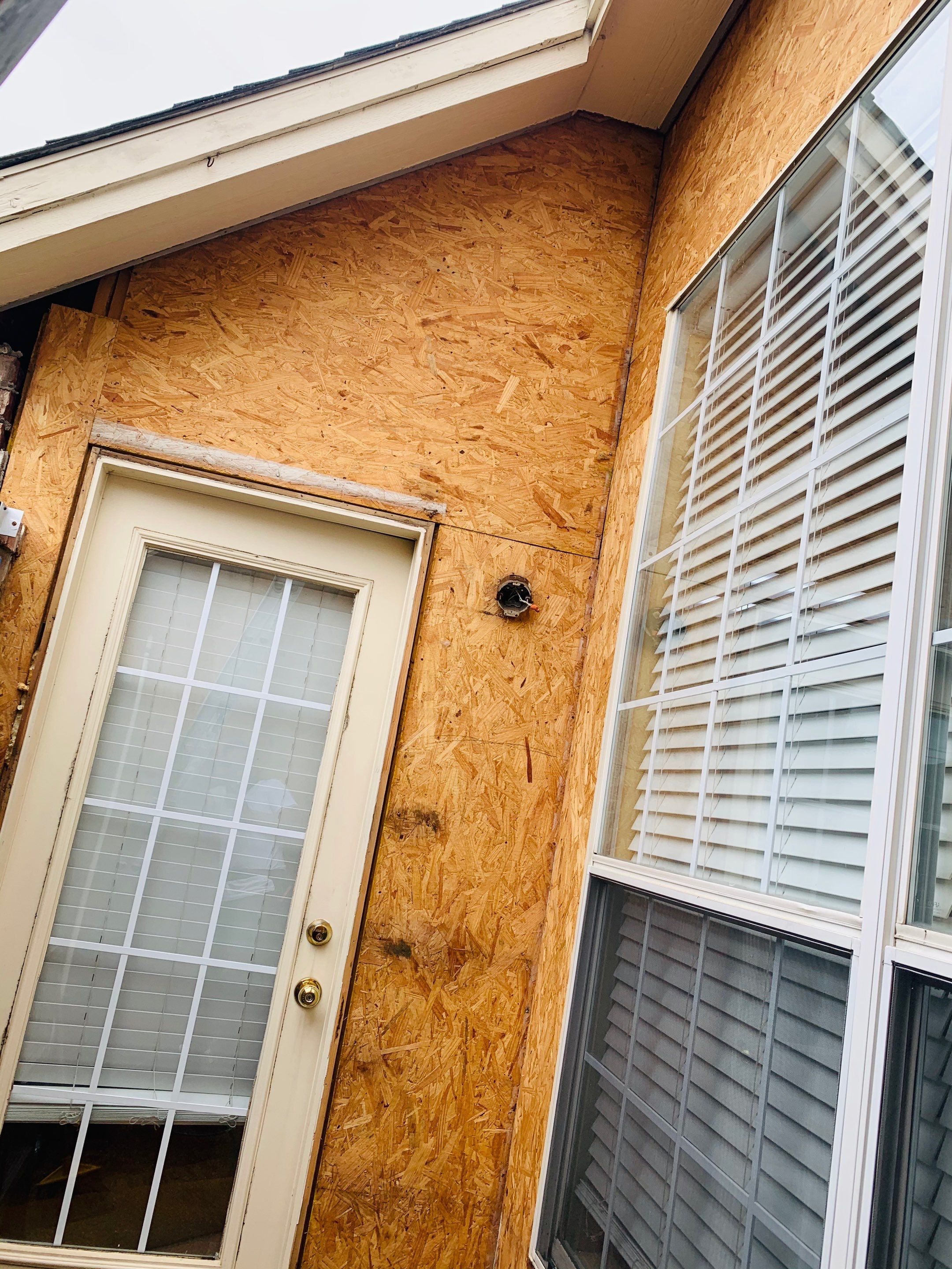 General Construction - From Exterior Siding & chimney, Patios to Full Interior Damage by First United Roofing & Construction