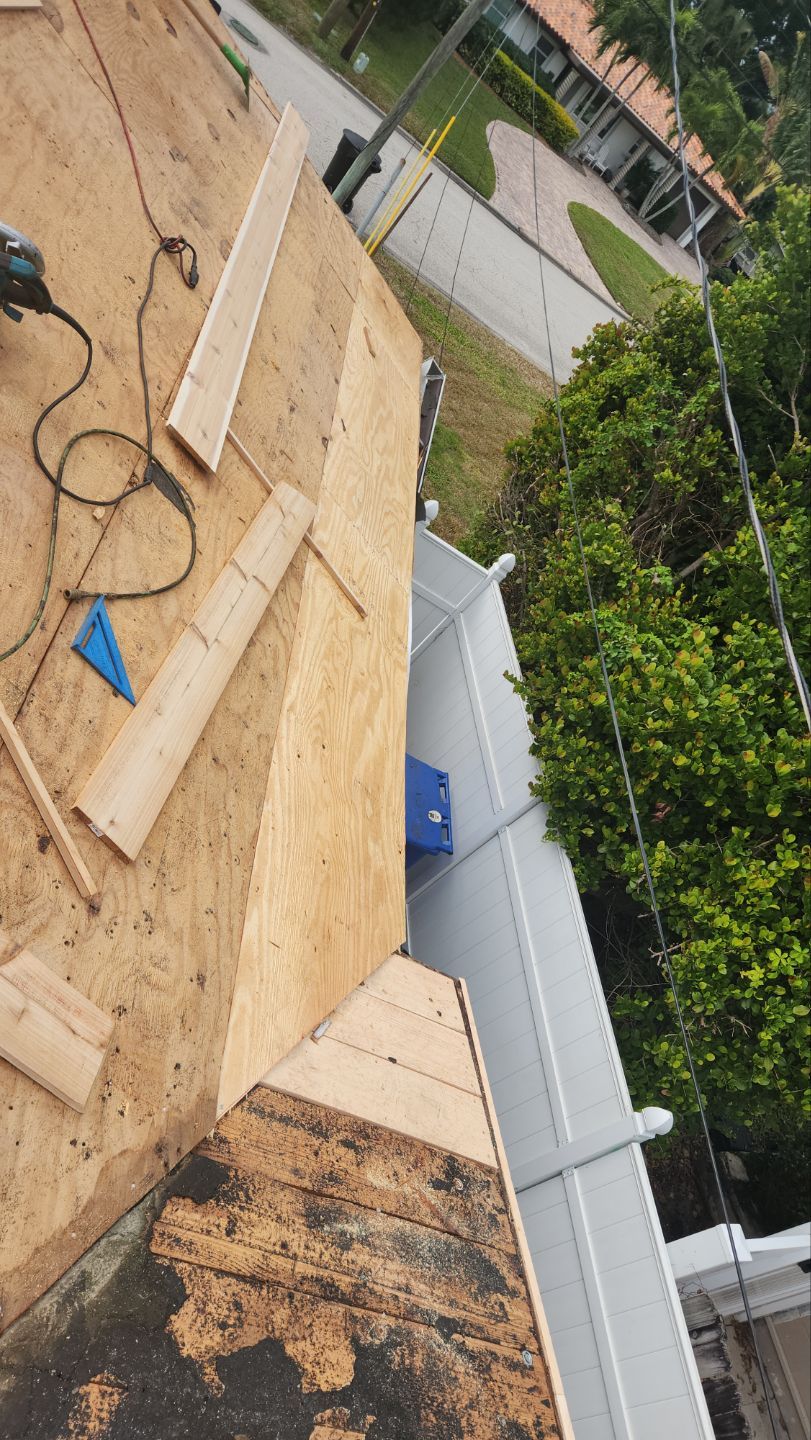Project in St. Petersburg 33703 by Mitchell Roofing Company LLC 