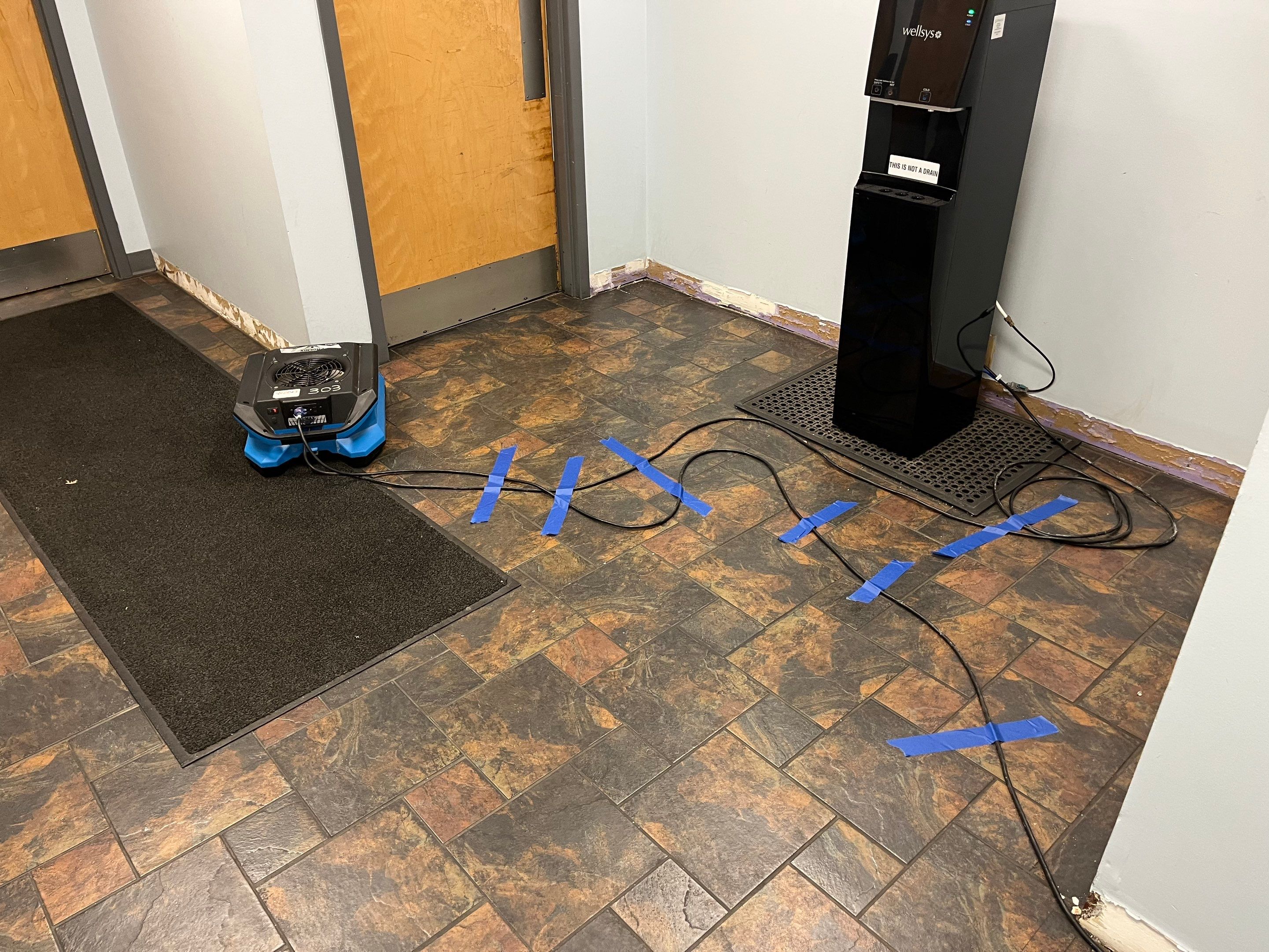 Emergency Service Commercial Water Damage by ANR Restoration