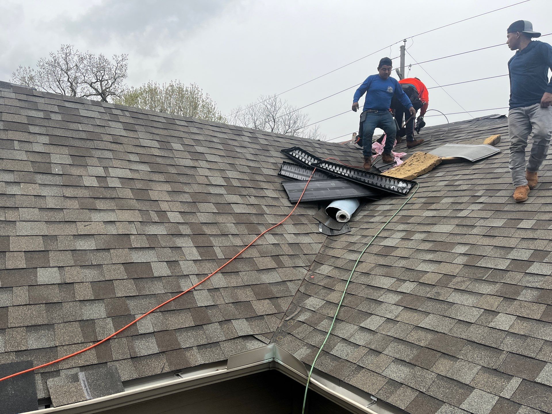 Residential Roofing Installation using Owen's Corning Duration (Lifetime) Shingles by Roof Repair Company