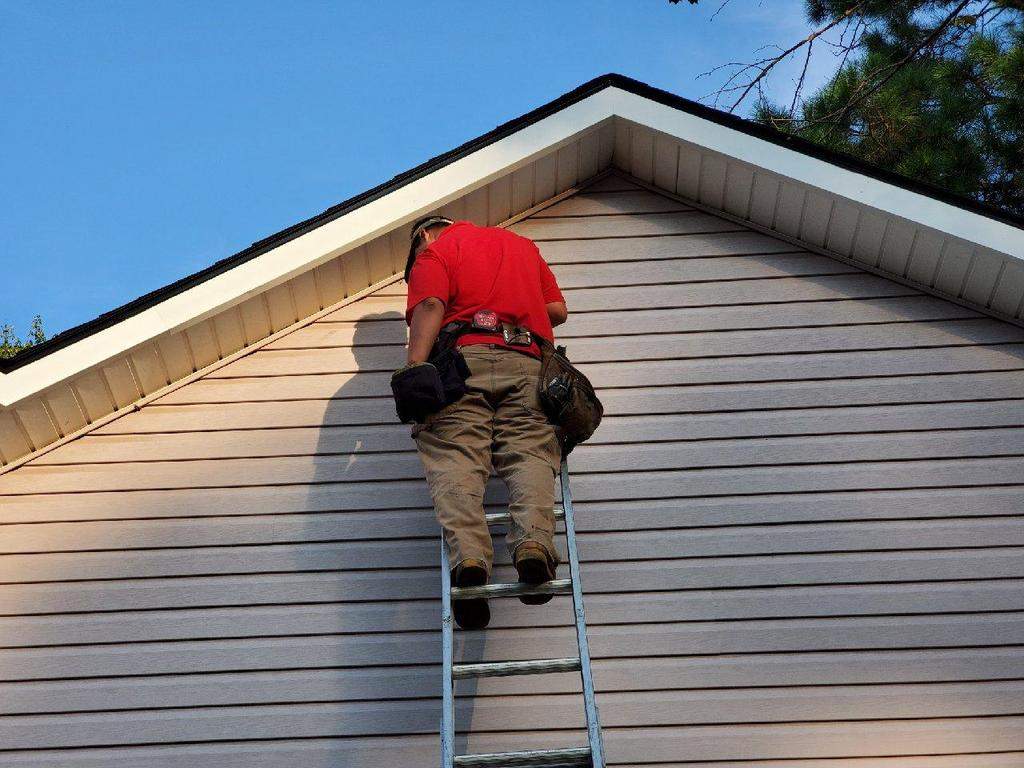 Residential Roofing Installation using Owens Corning Oakridge- Williamsburg Gray by Indigo State Roofing