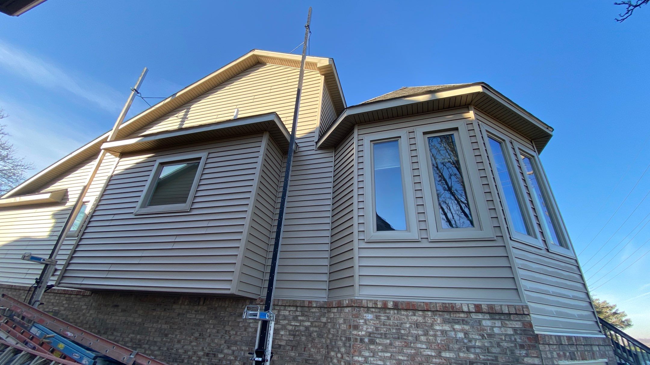 Siding Replacement using Certainteed Monogram D5 by 180 Contractors