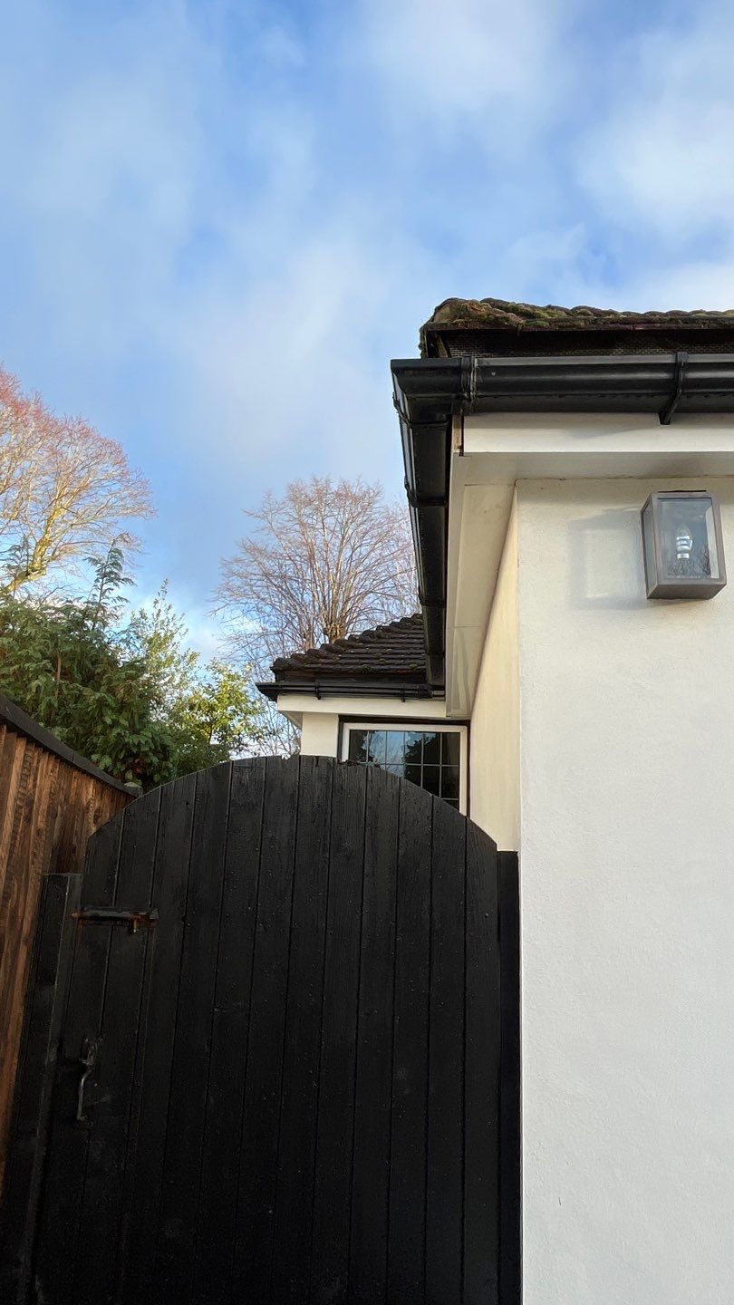 Roof Cleaning using Honda 15lpm Low Pressure Washing Machine by Ges Exterior Cleaning ltd
