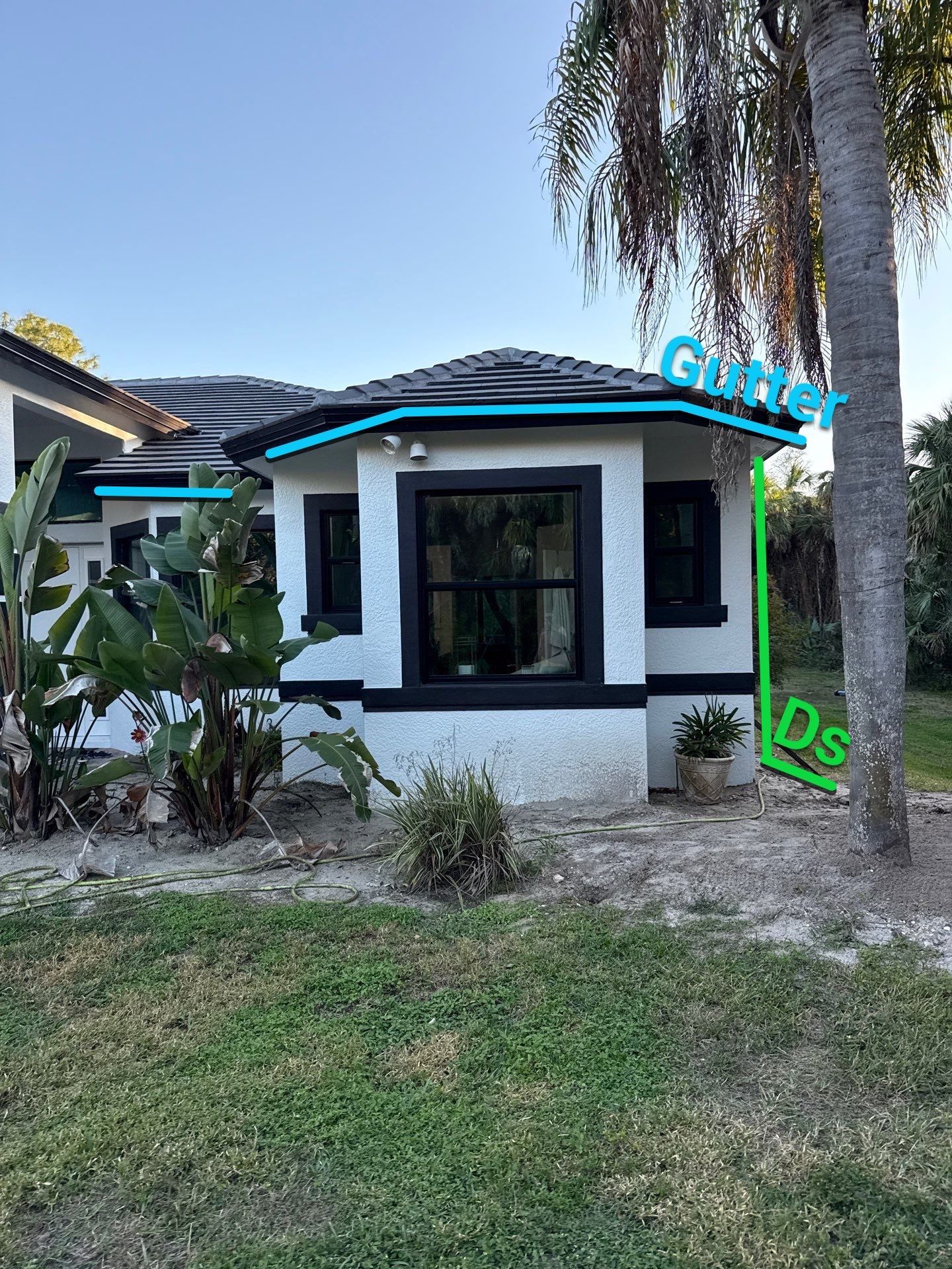 Bronze Seamless Gutters using bronze gutters in Naples FL by Gutter Professors