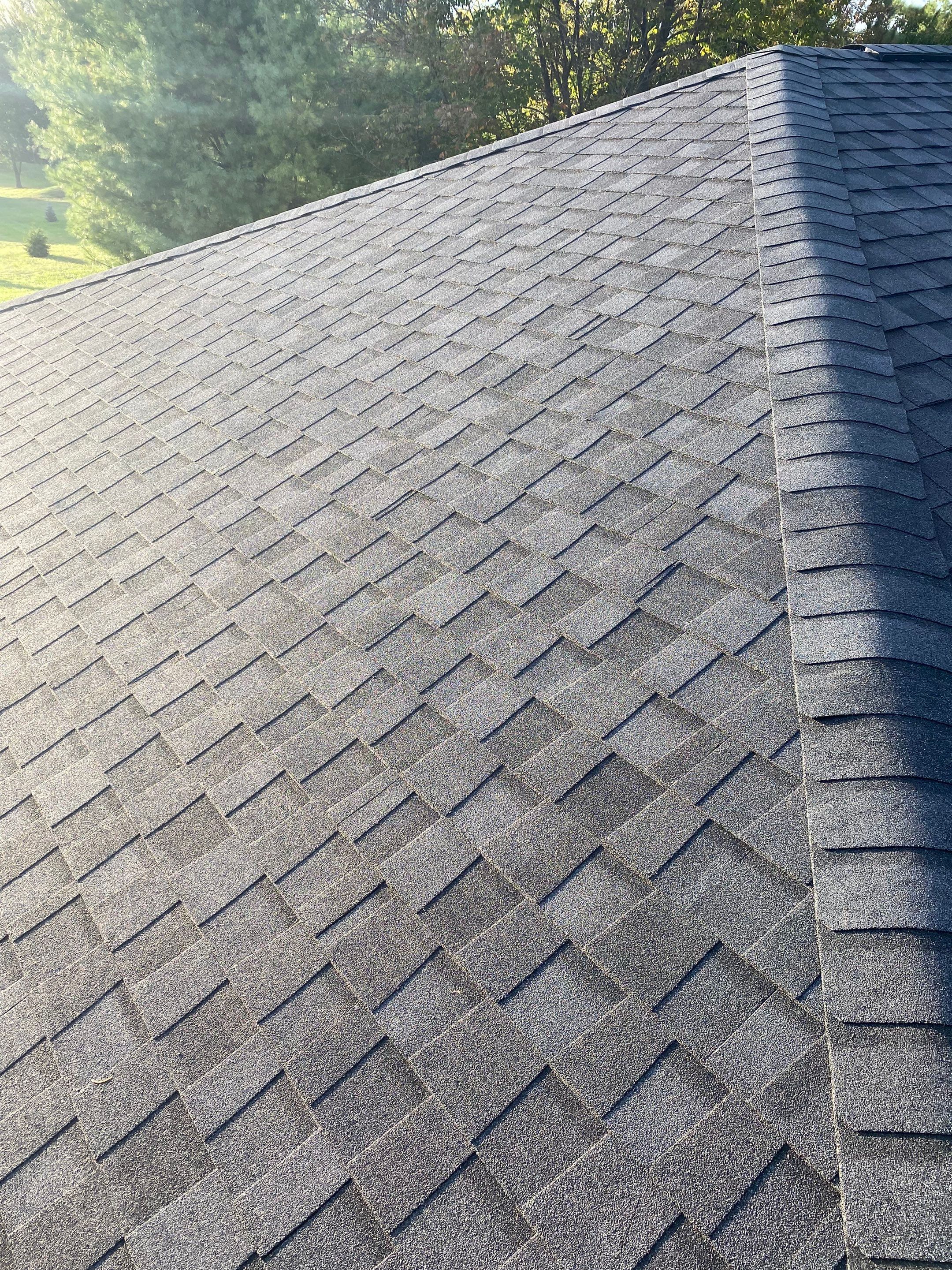 Landmark Pro Installation in Lewis Center by Best Roofing & Siding Company