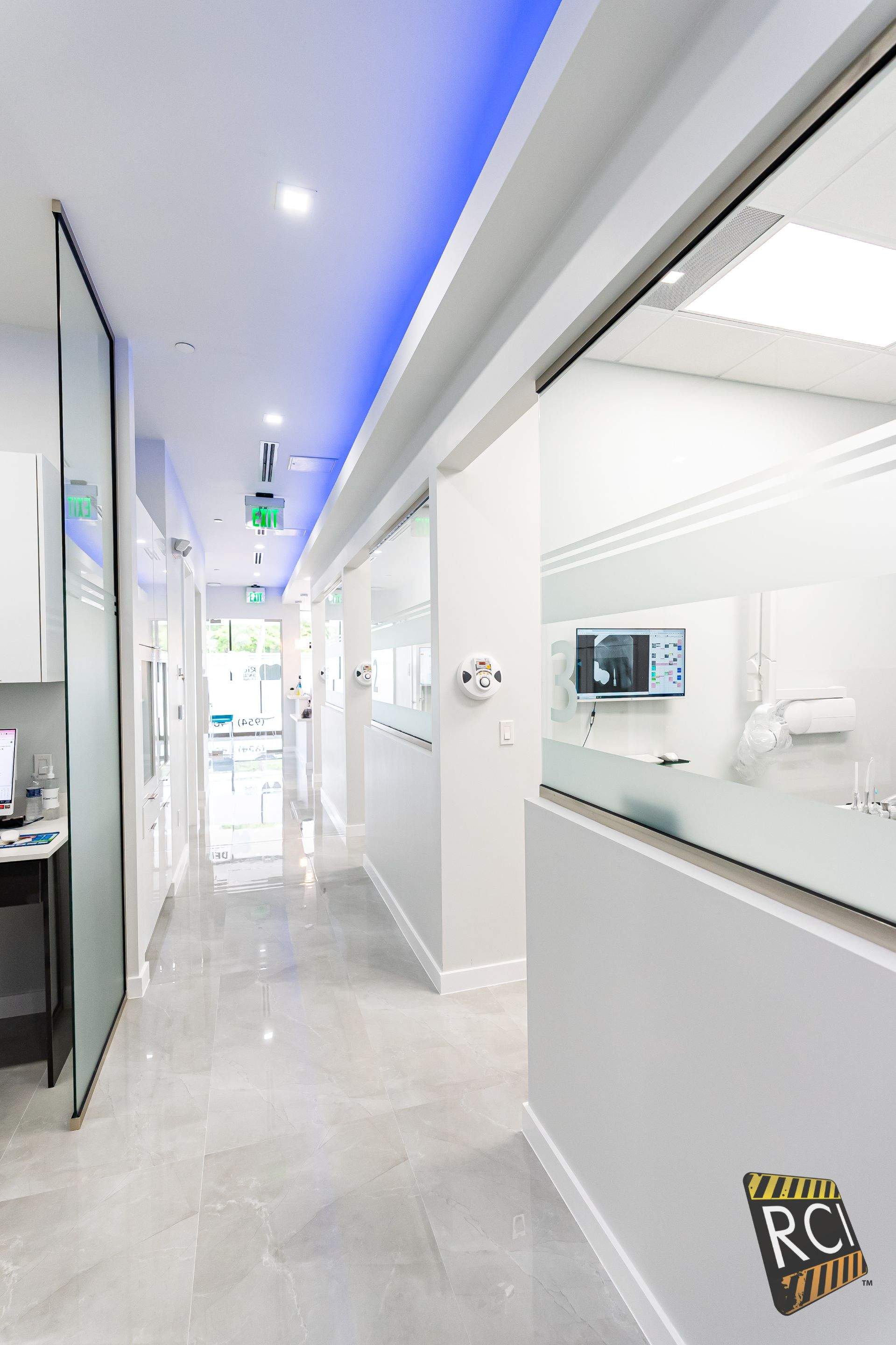 Rio Dental Studio by Ruiz Construction Inc