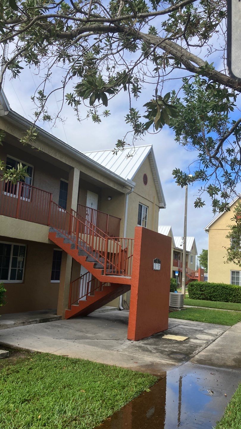 EVERGLADES HEIGHTS APTS. by Souffront Construction & Engineering