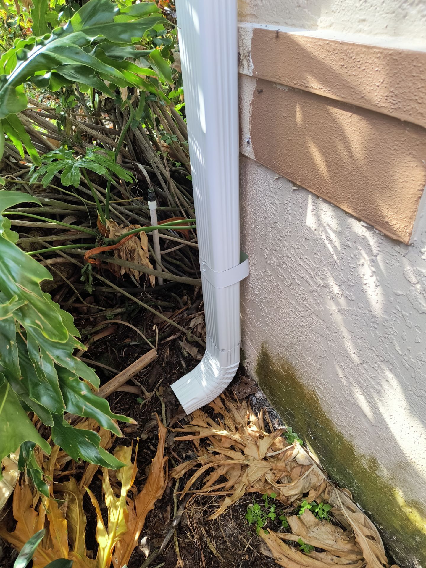 7 inch seamless gutters using K-Style Seamless Gutters in Sarasota FL by Gutter Professors