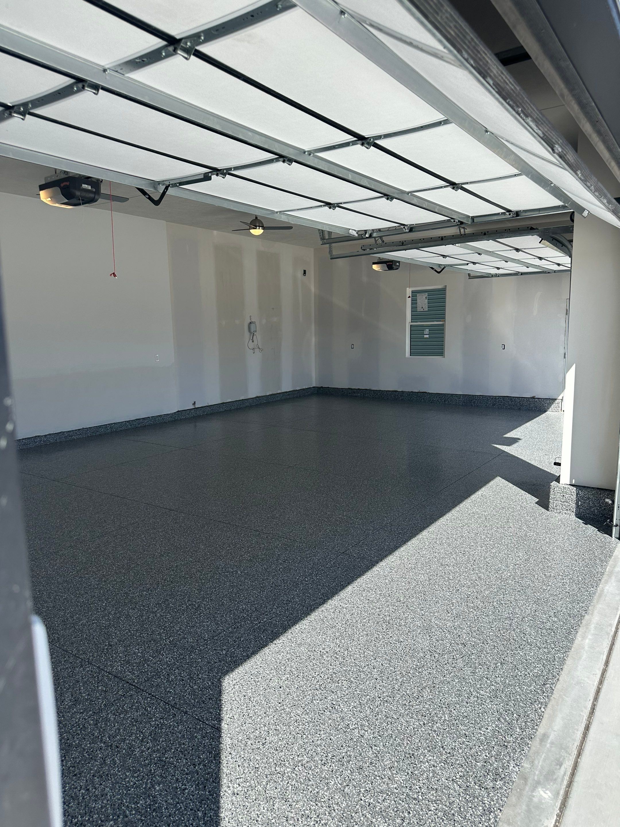 4 Stall Garage - Wombat Flake by Goat Coatings