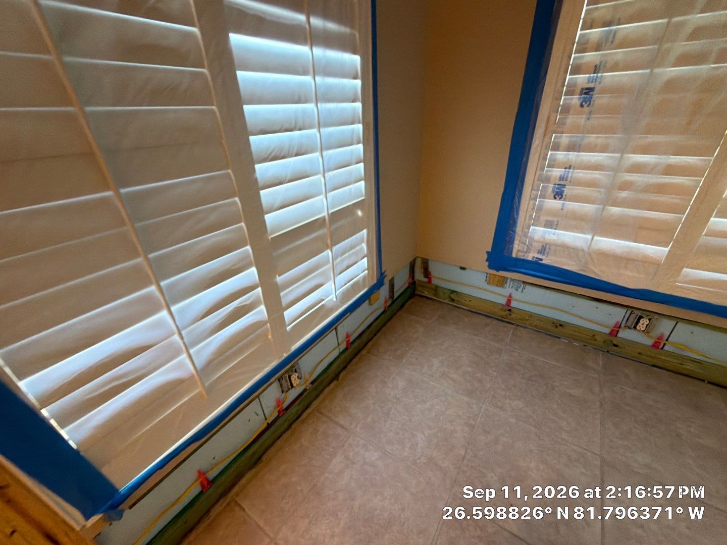 Fort Myers Water Damage Restoration and Professional Mold Remediation by Microscope