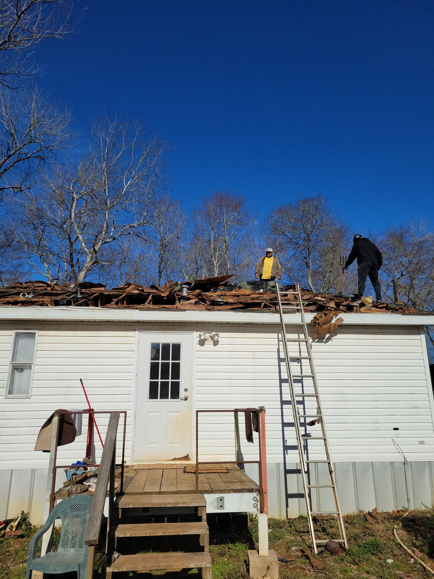 Residential Roofing Installation using Owens Corning Duration Shingle by Molandes Roofing