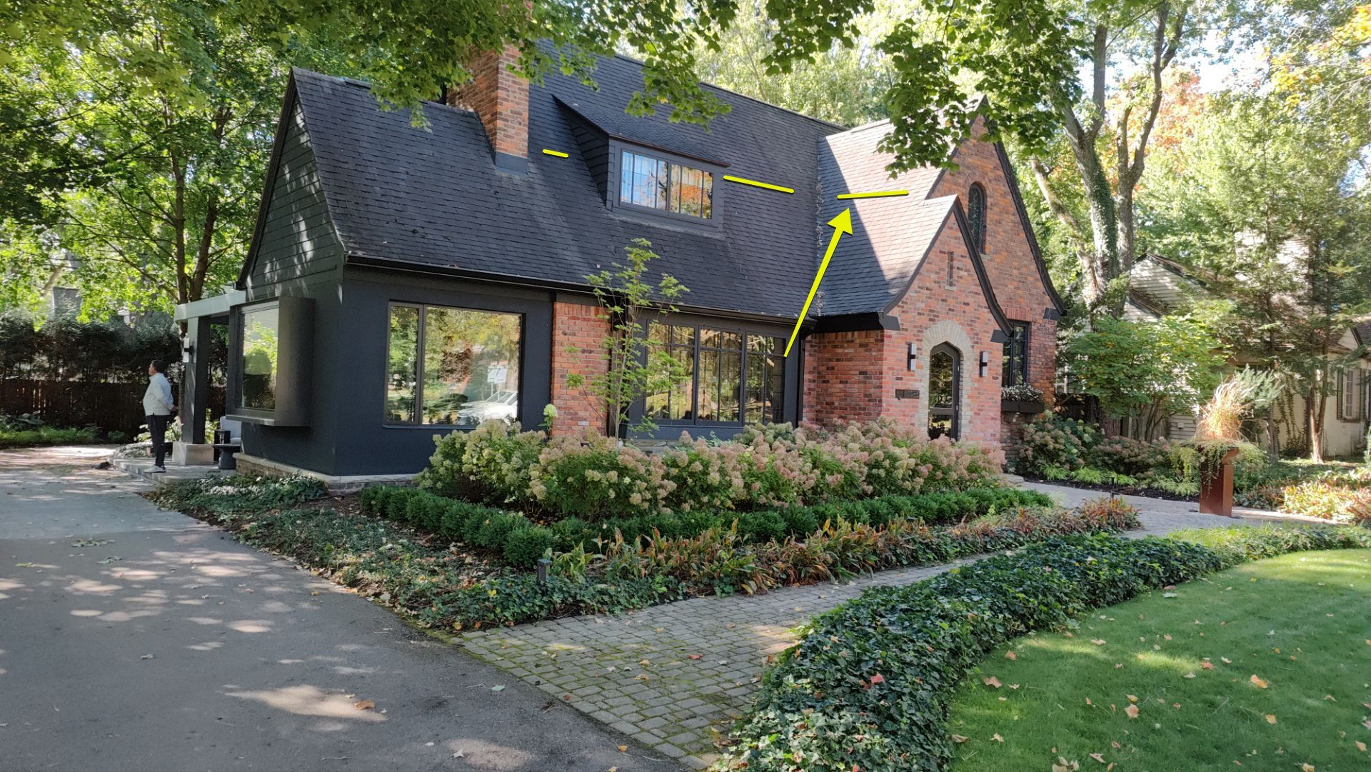 Roof Replacement using Owens Corning Onyx Black by 180 Contractors