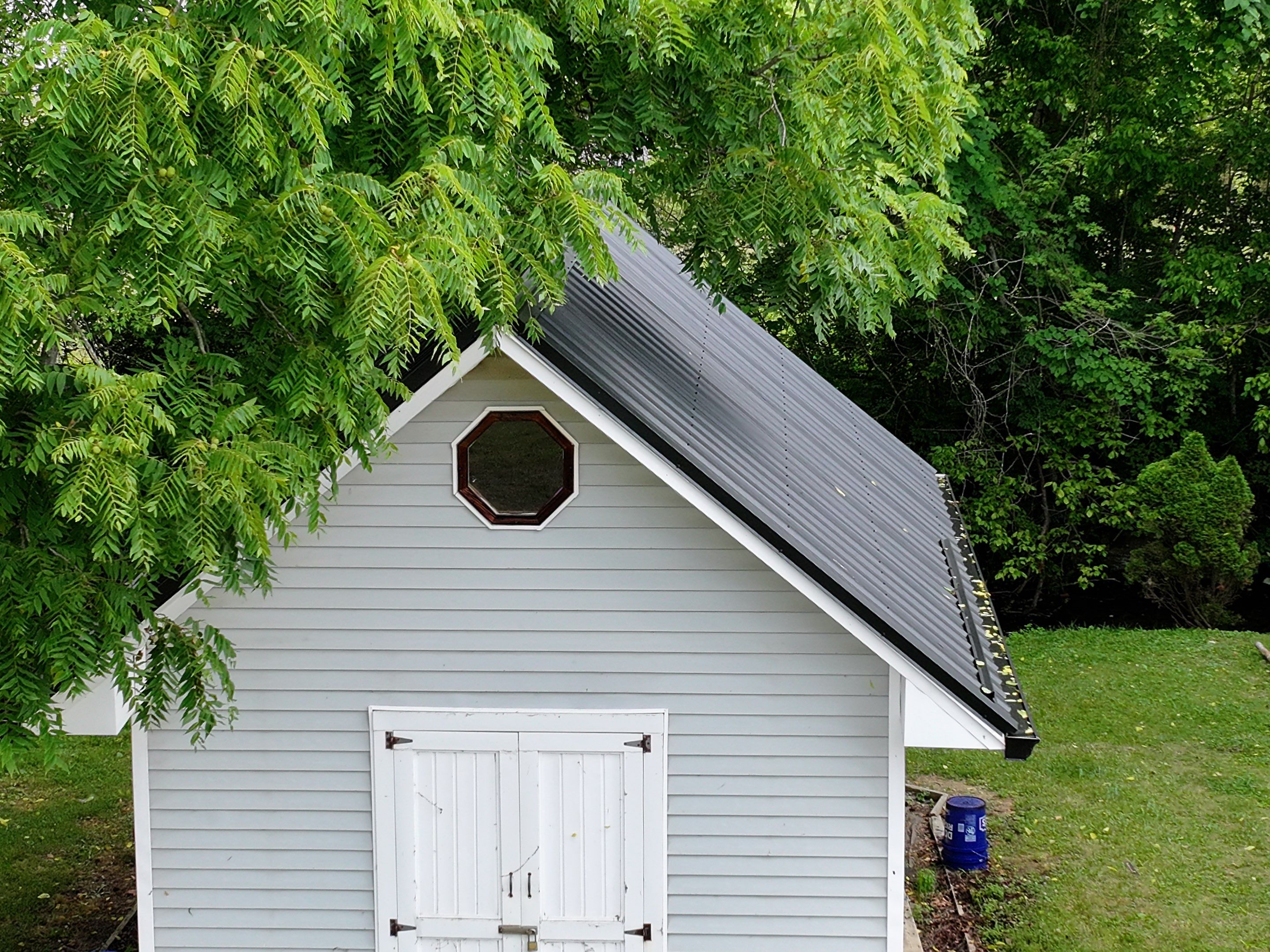 Perry Residence by Omnia Roofing