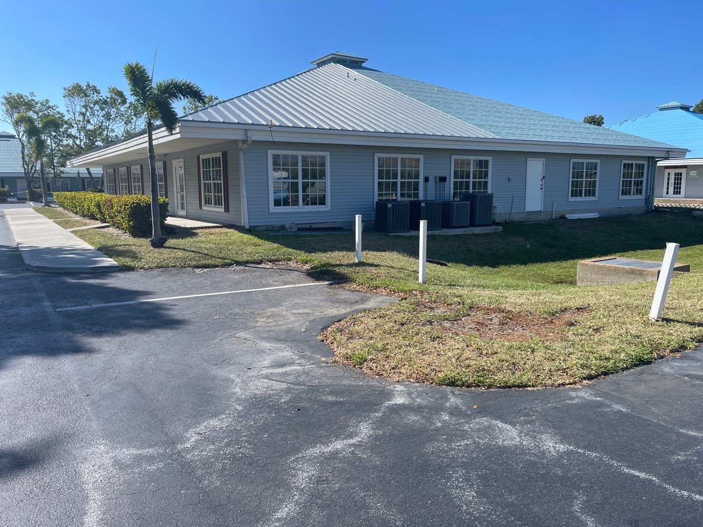 Commercial Standing Seam Metal Replacement in Fort Myers, FL by International Roofing